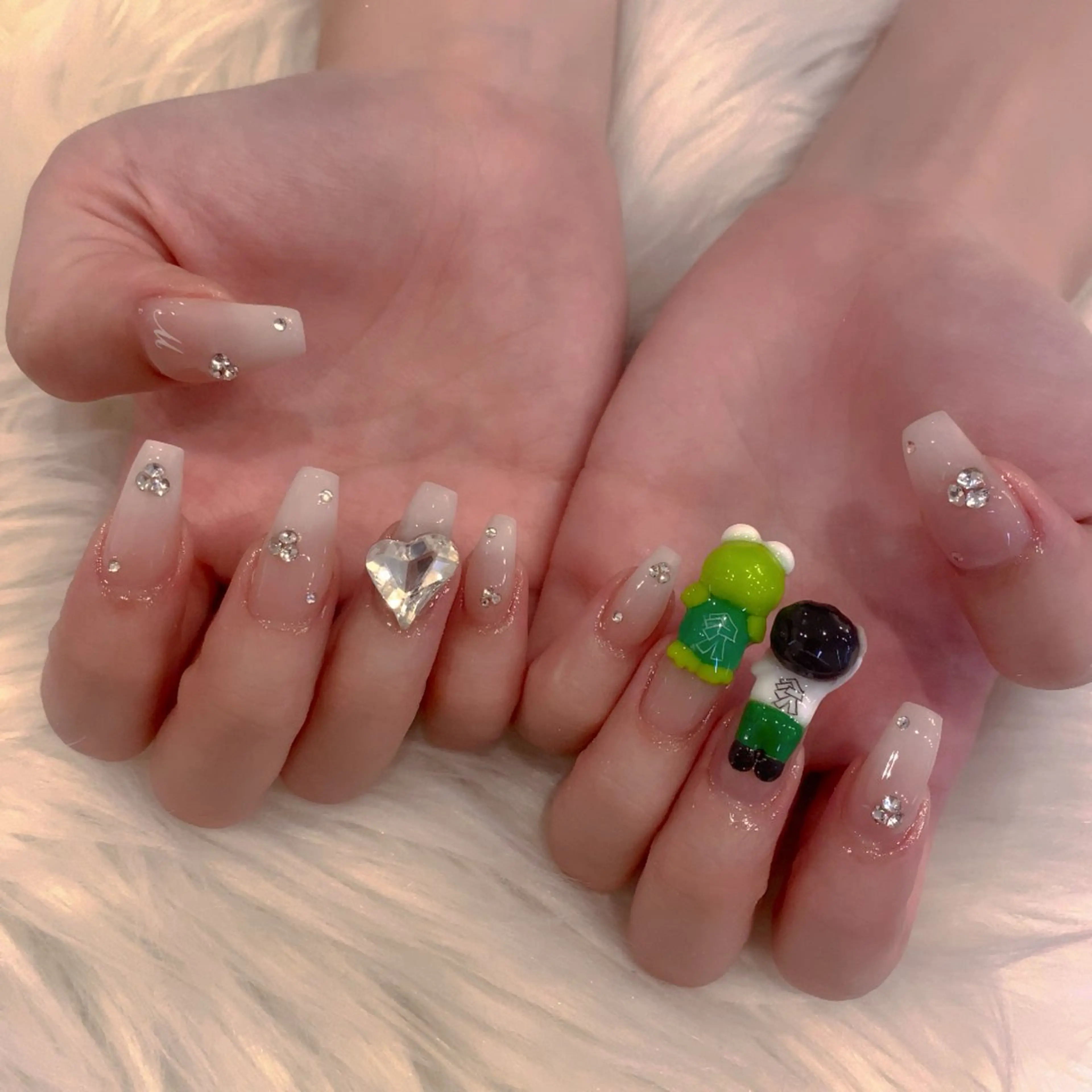 ネイル Tina ネイル（難波）のネイルデザイン