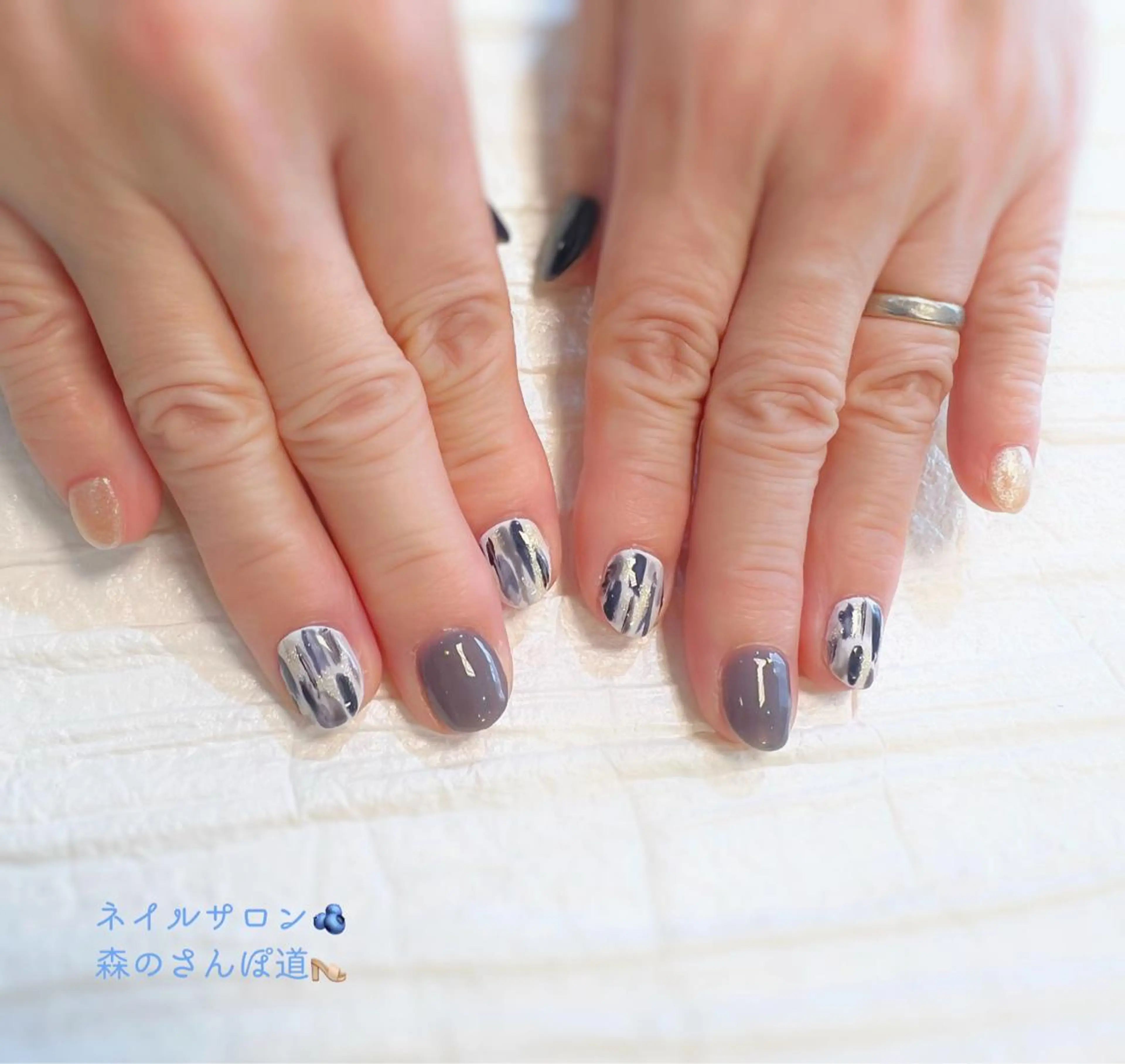 ネイル ハンドネイル 森のさんぽ道所属・ショートネイル 森のさんぽ道のネイルデザイン
