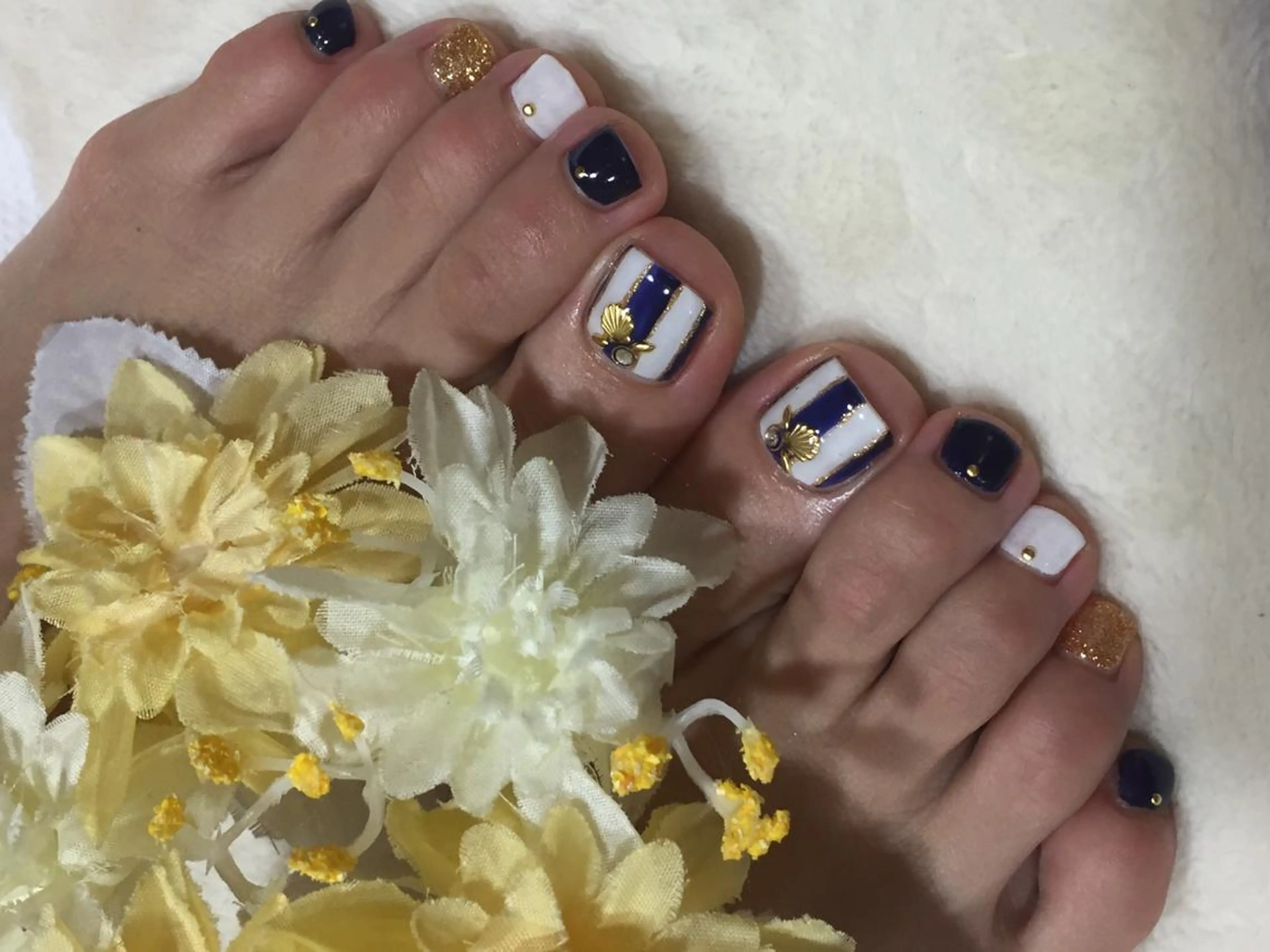 ネイル フットネイル Sympa 𝓜iwako🐰ᩚのネイルデザイン