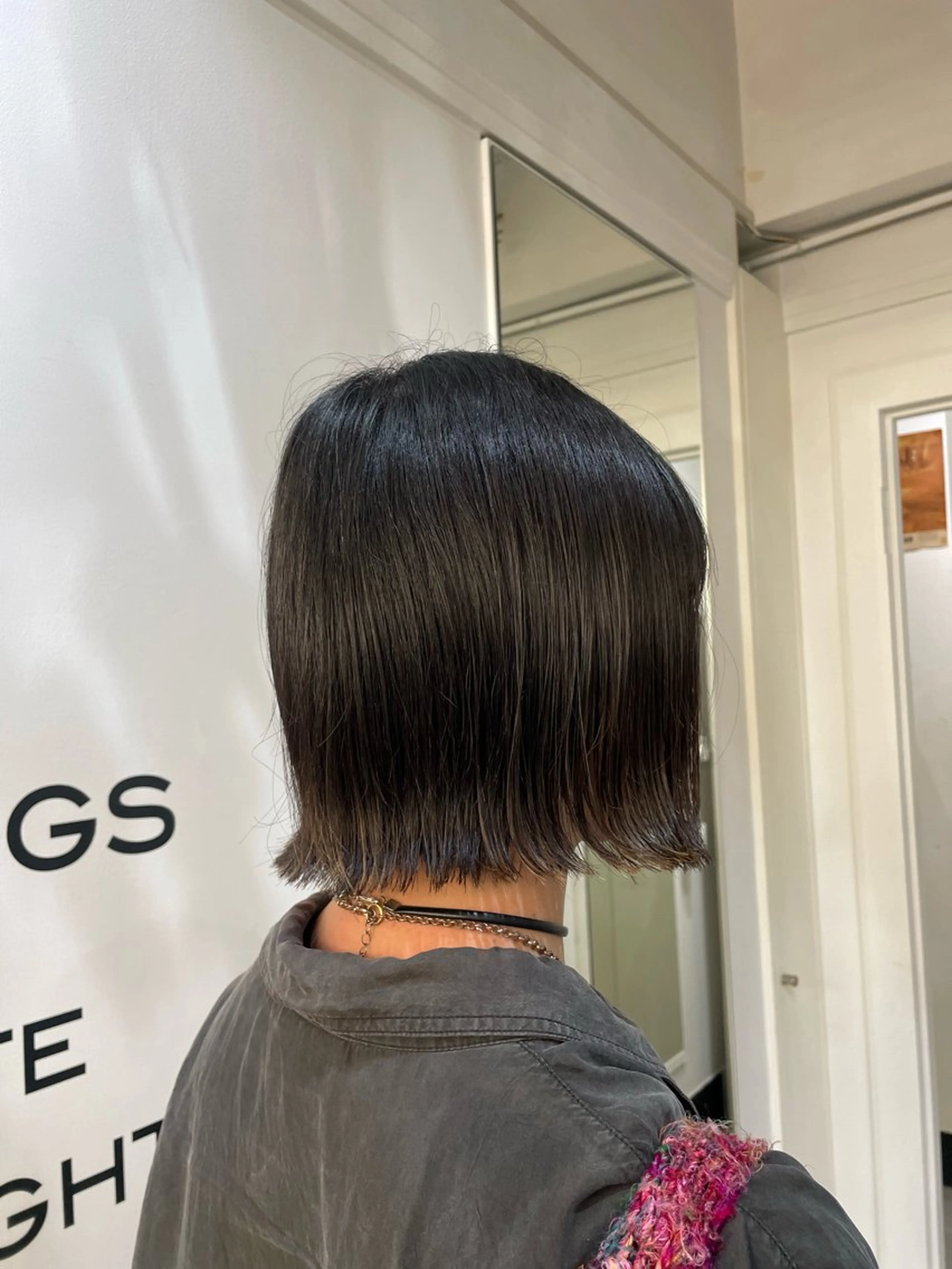 ボブカット+トリートメントの写真