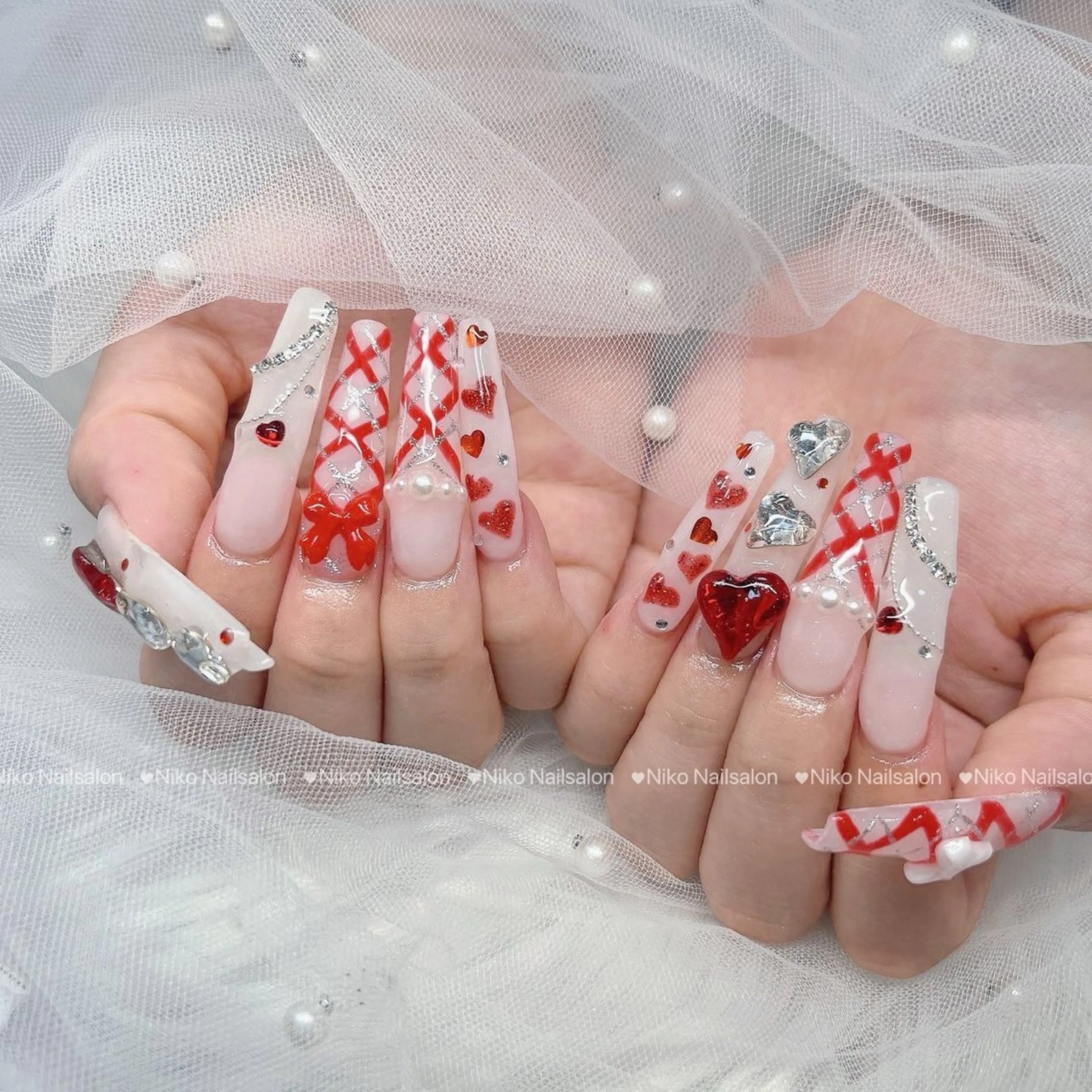 ネイル チークネイル 長さ出し フットネイル フレンチネイル ジェルネイル Niko Nail salon 銀座本店のネイルデザイン