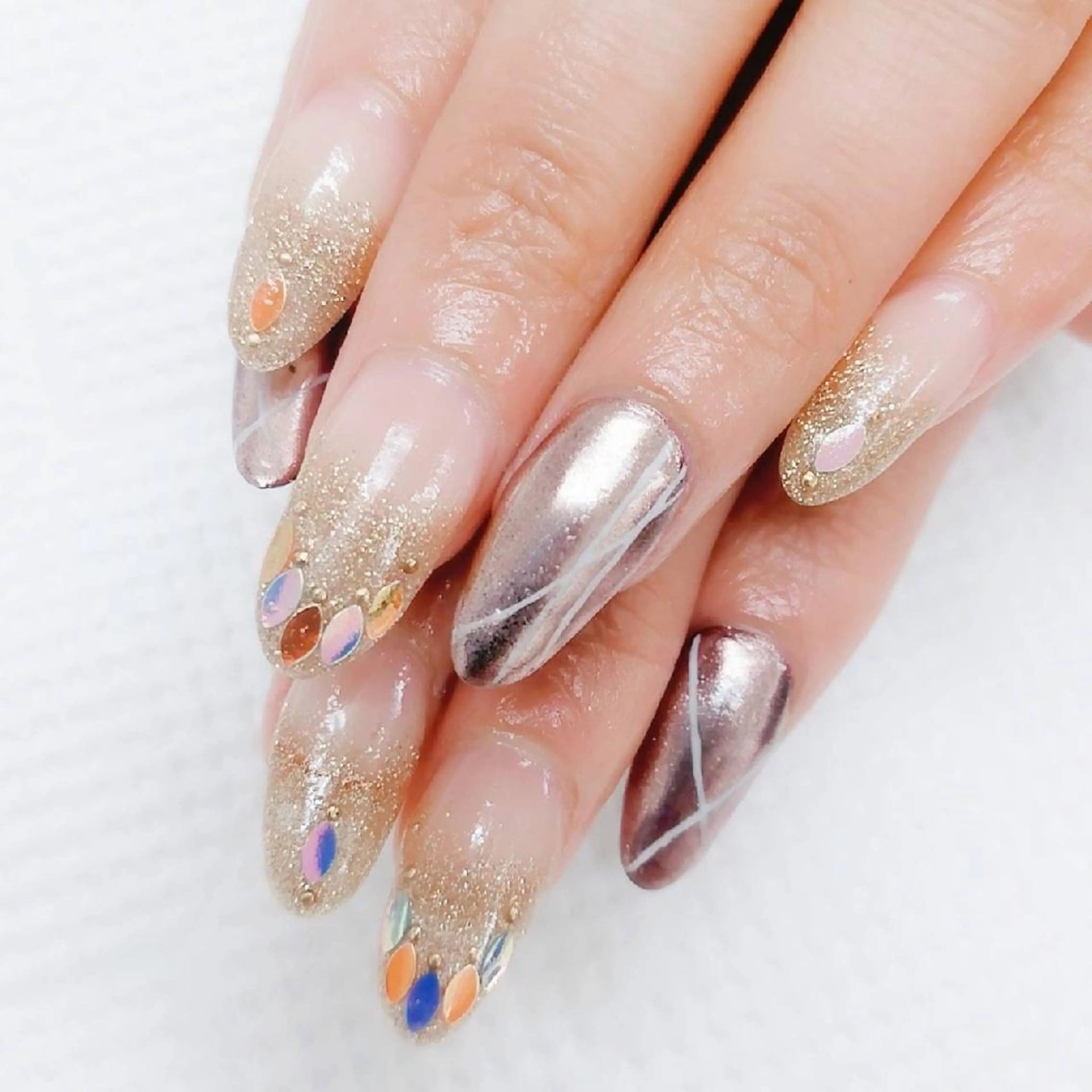 ネイル 持ち込み ハンドネイル 板倉 店長のネイルデザイン