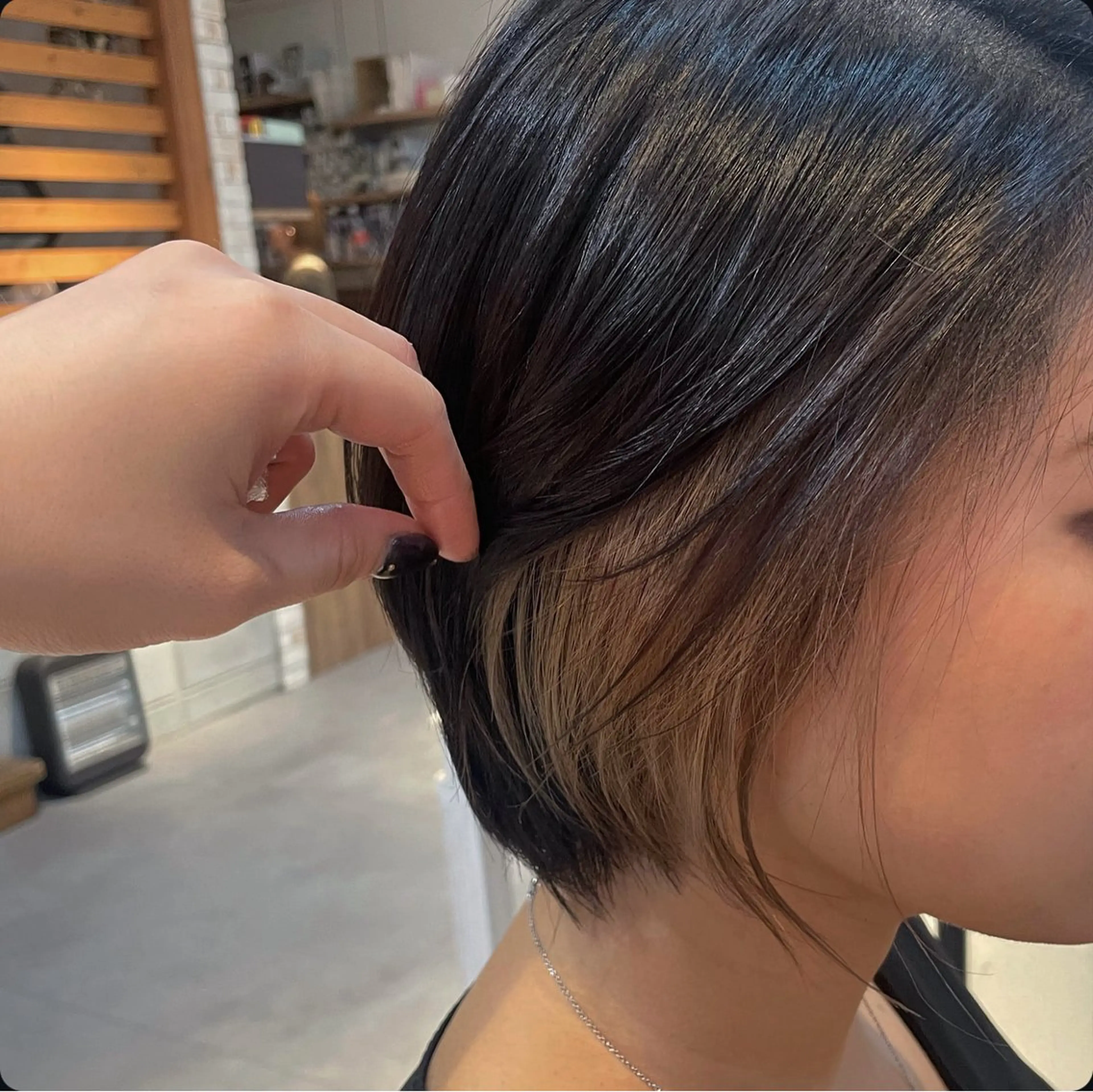 カラー インナーカラー Revie  hair所属・Hiyori/透明感 /ボブ/矢場町のヘアスタイル