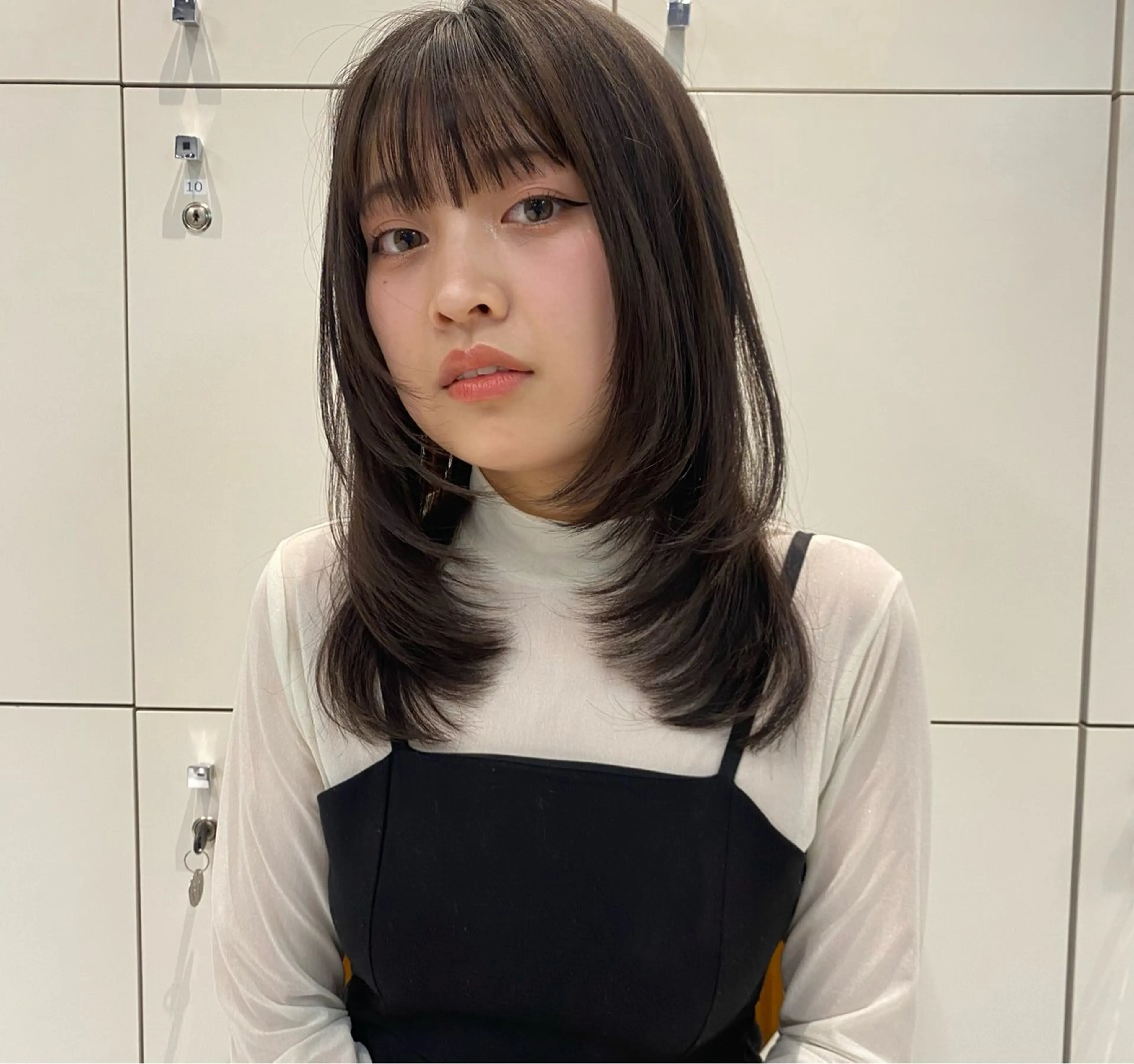 ロング レイヤーカット 飯ヶ谷 成海のヘアスタイル