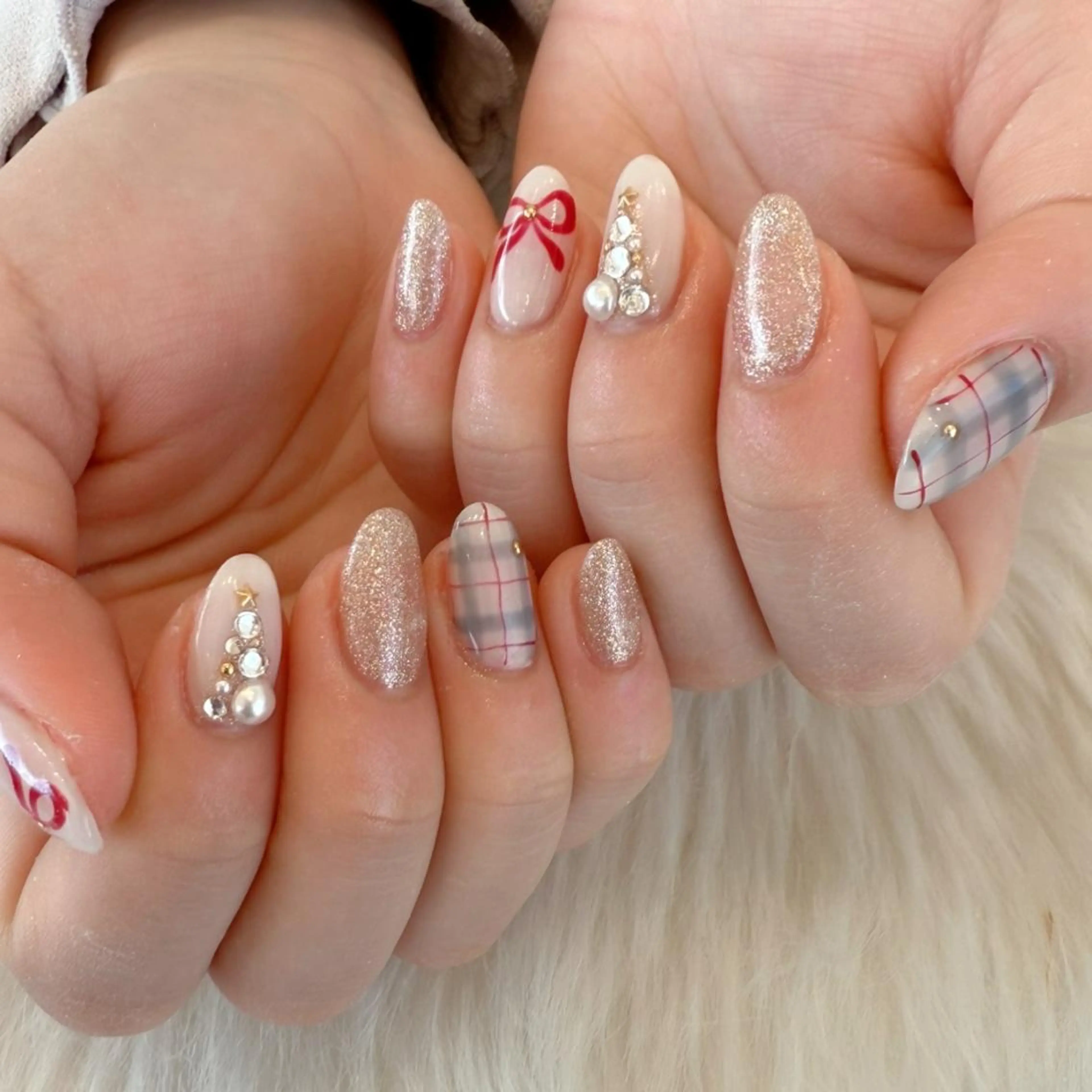 ネイル ハンドネイル Miku. Nのネイルデザイン