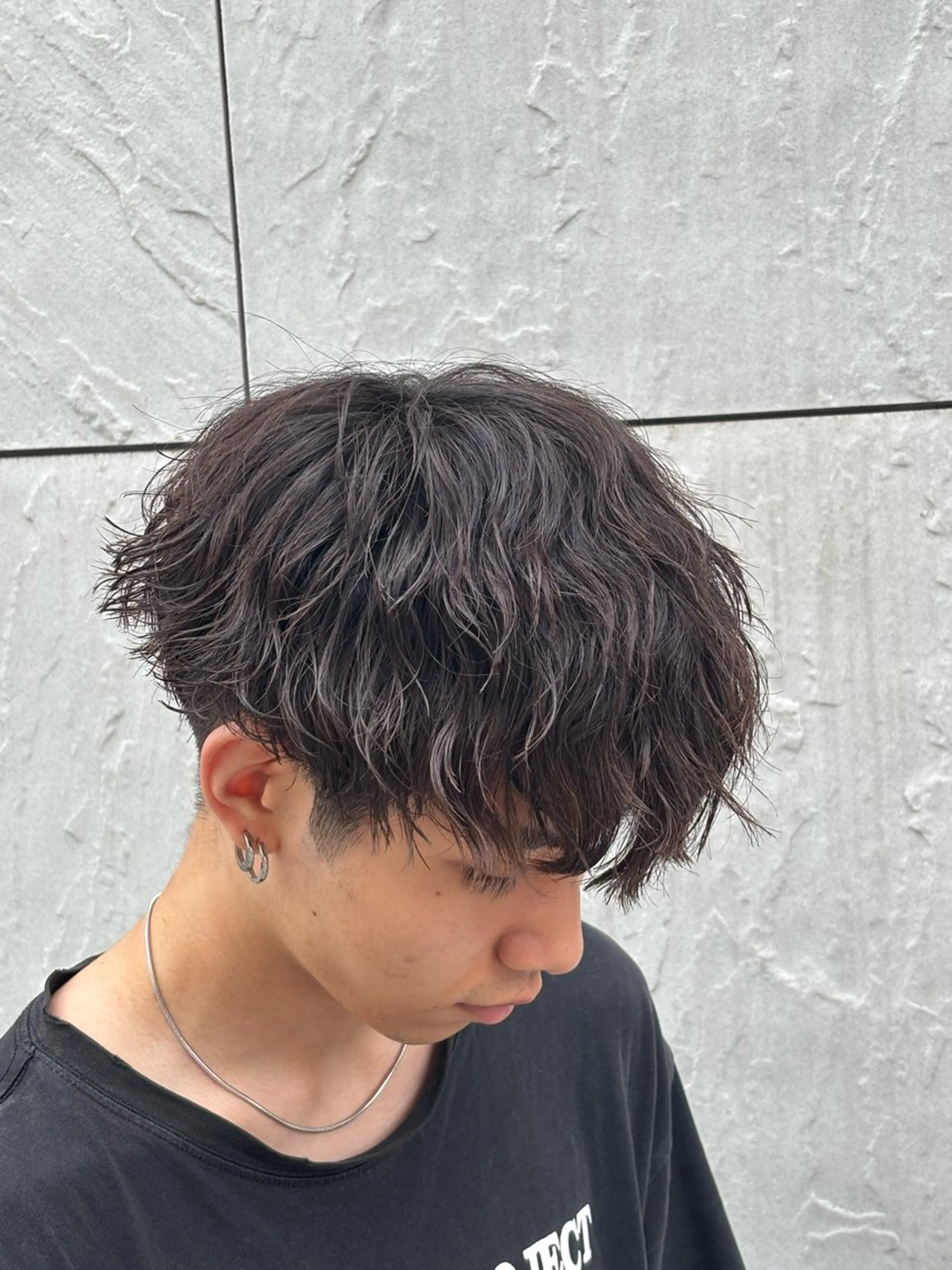 パーマ メンズハイトーン 北斗💍レイヤーのヘアスタイル