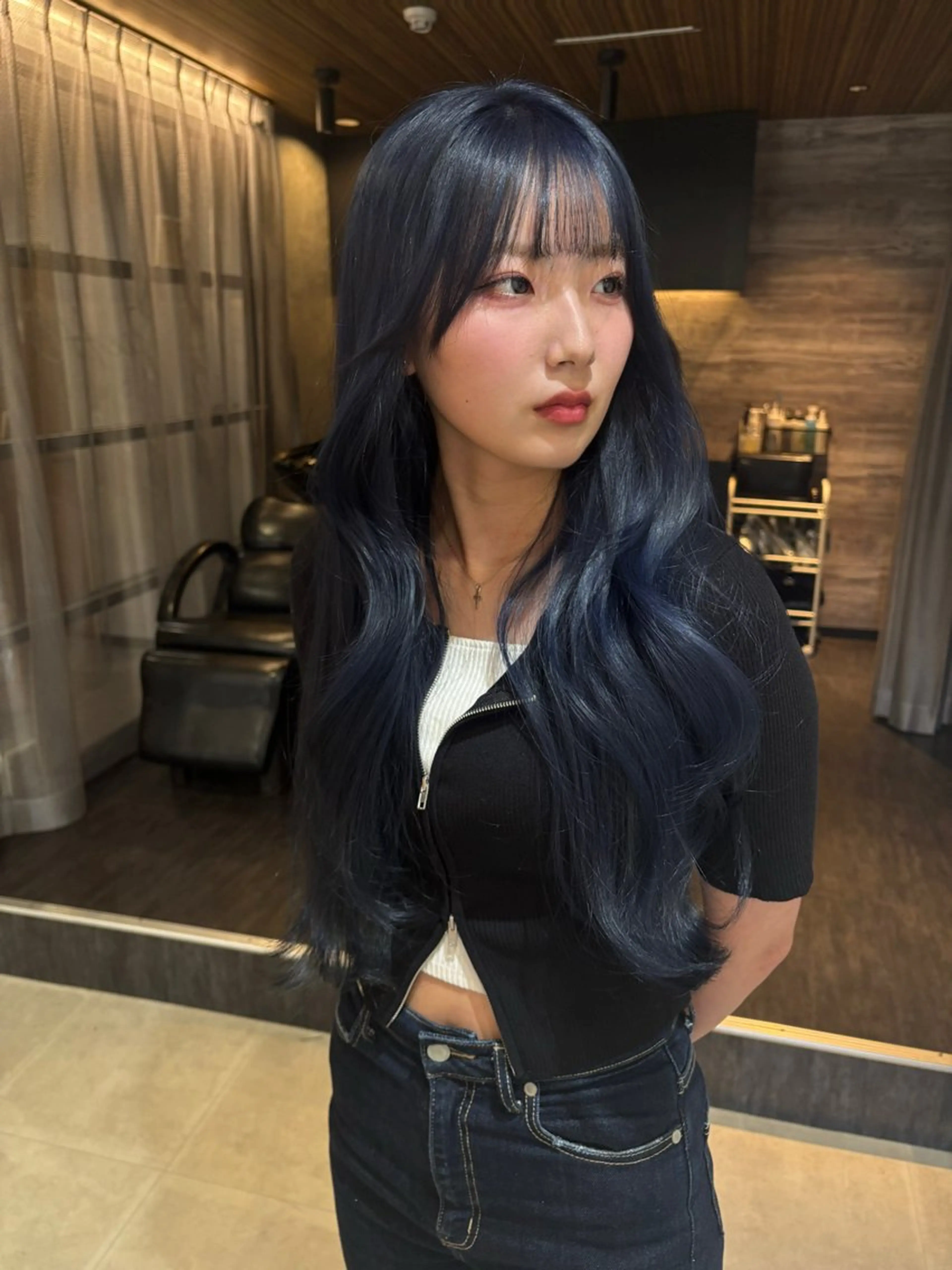 セミロング レイヤーカット/韓国 /艶髪/ダブルカラーのヘアスタイル