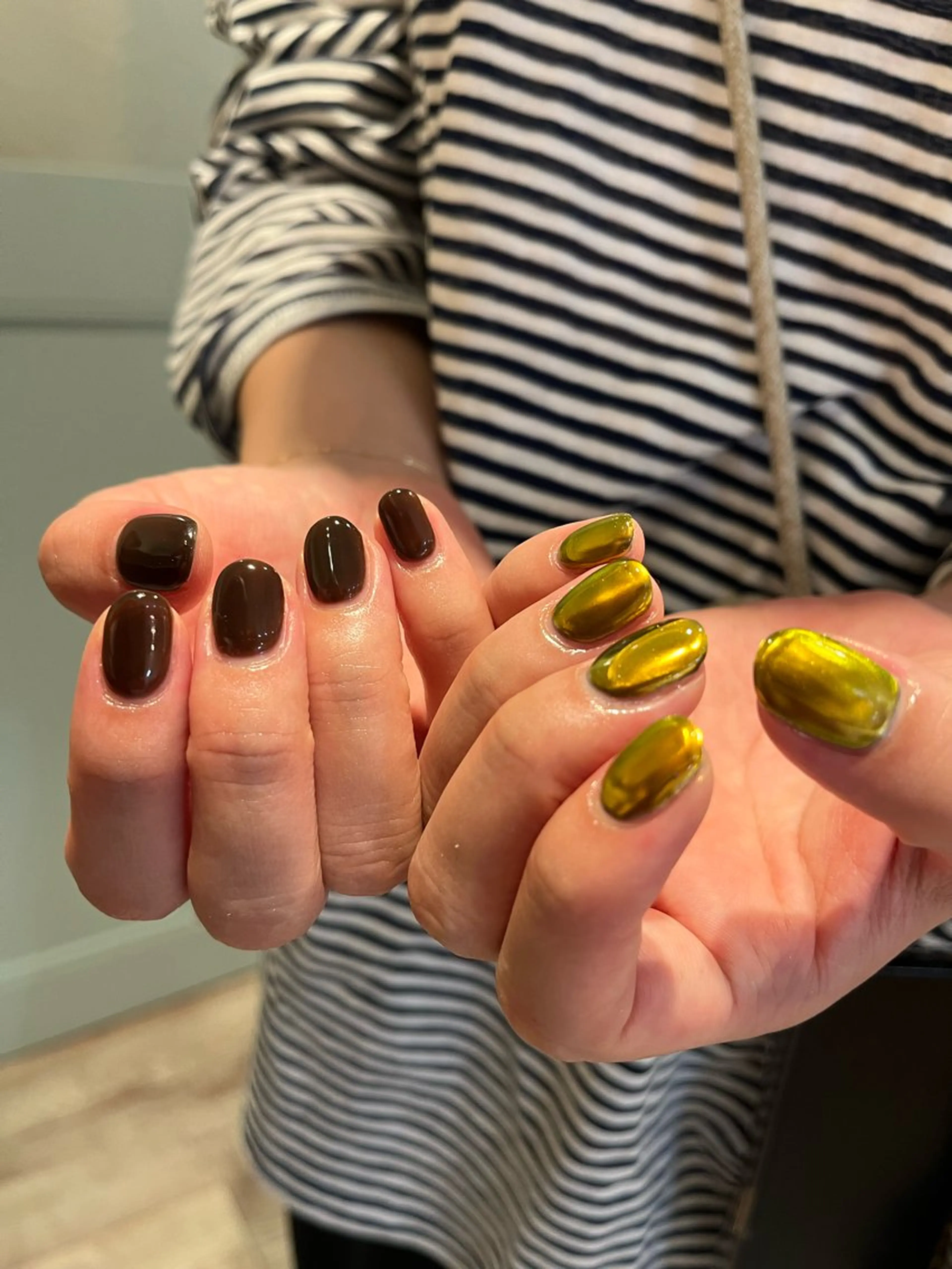 ネイル ハンドネイル une／YUKINA 🫧大人nuanceのネイルデザイン