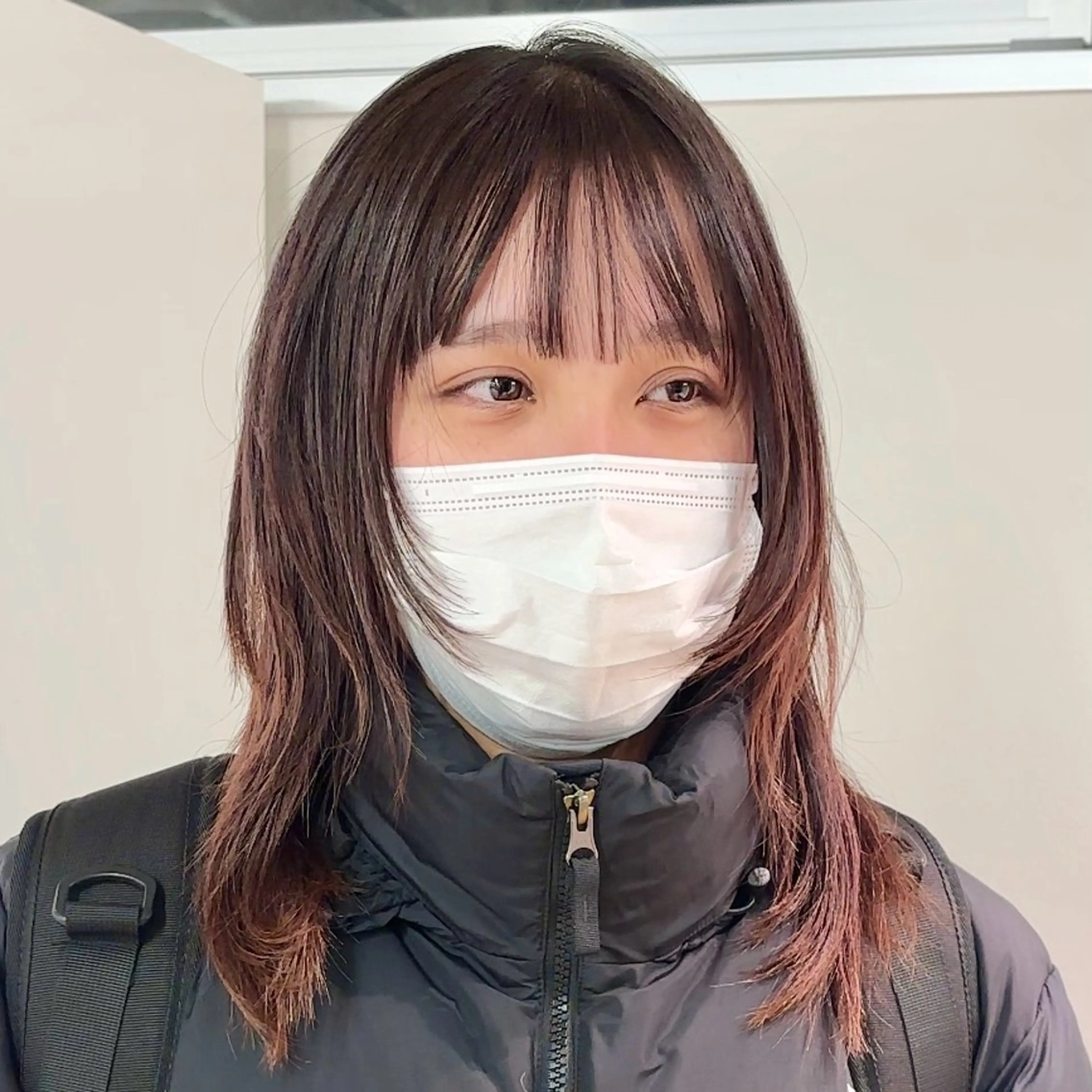 ミディアム カラー ハッシュカット レイヤーカット ネヅ カオルのヘアスタイル