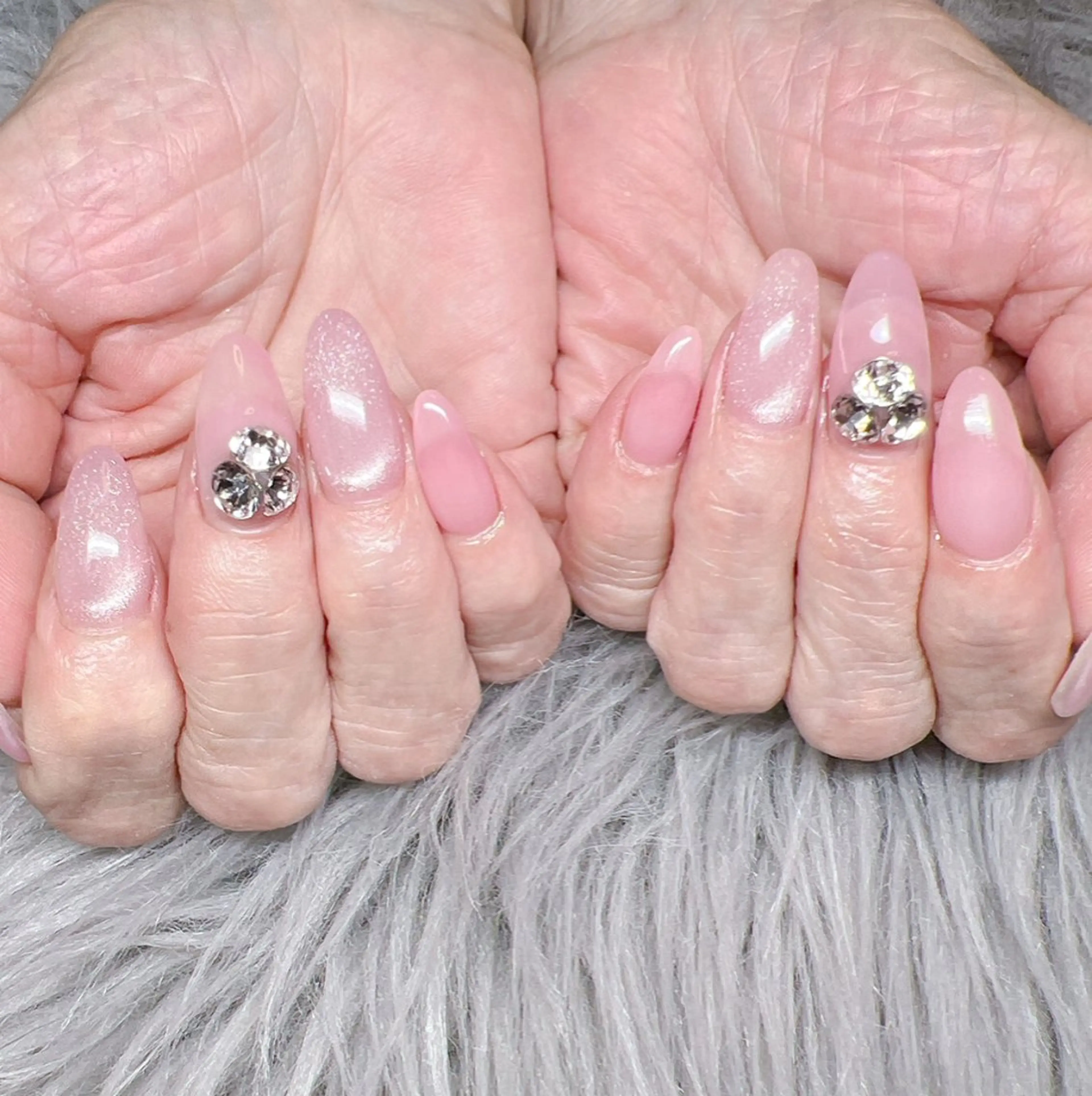 ネイル 個室ネイルサロンDolly Girl〜ドーリーガール〜所属・DollyGirl KYOKOのネイルデザイン