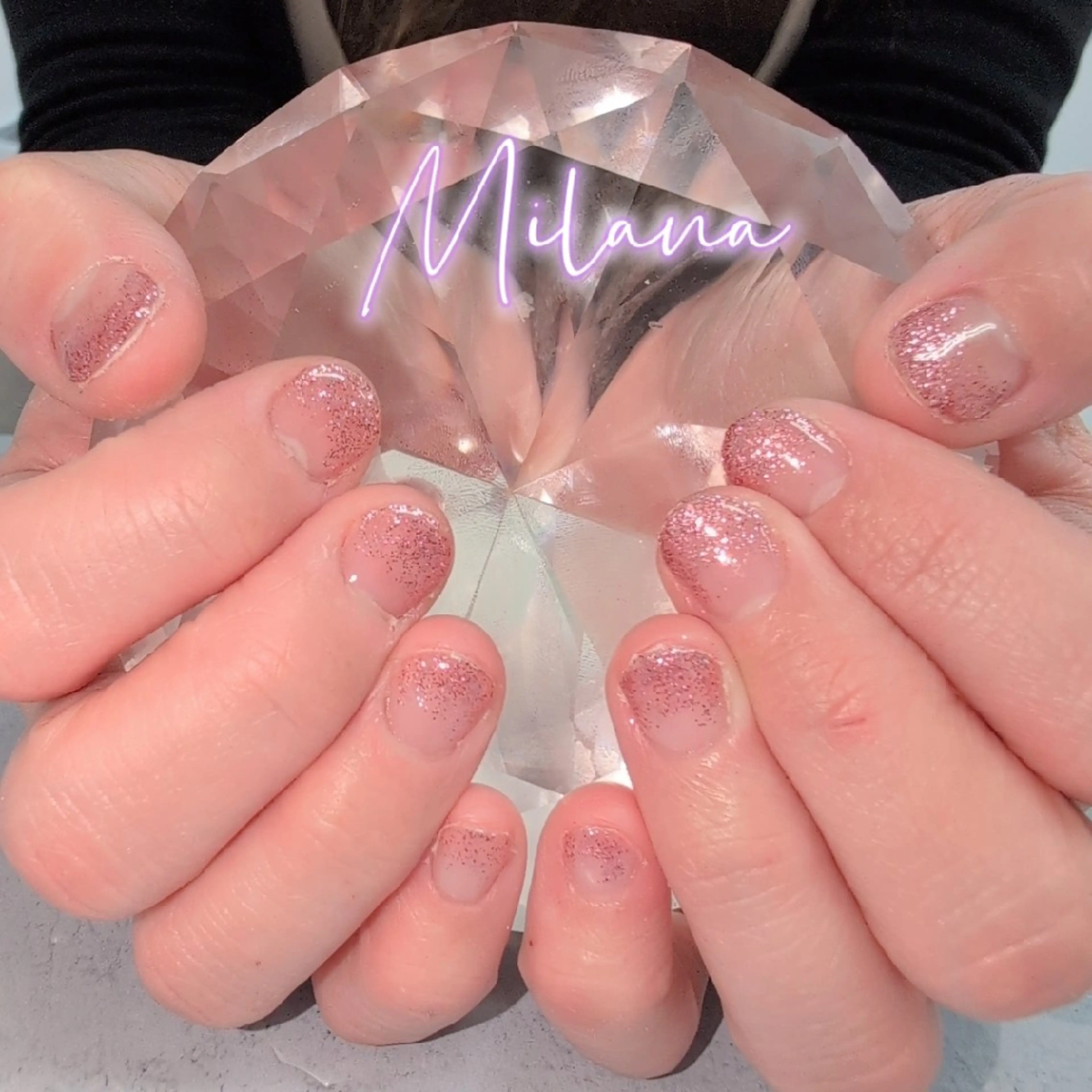 ネイル グラデーション ラメ(グリッター) ラメグラデーション ハンドネイル Milana 川瀬のネイルデザイン