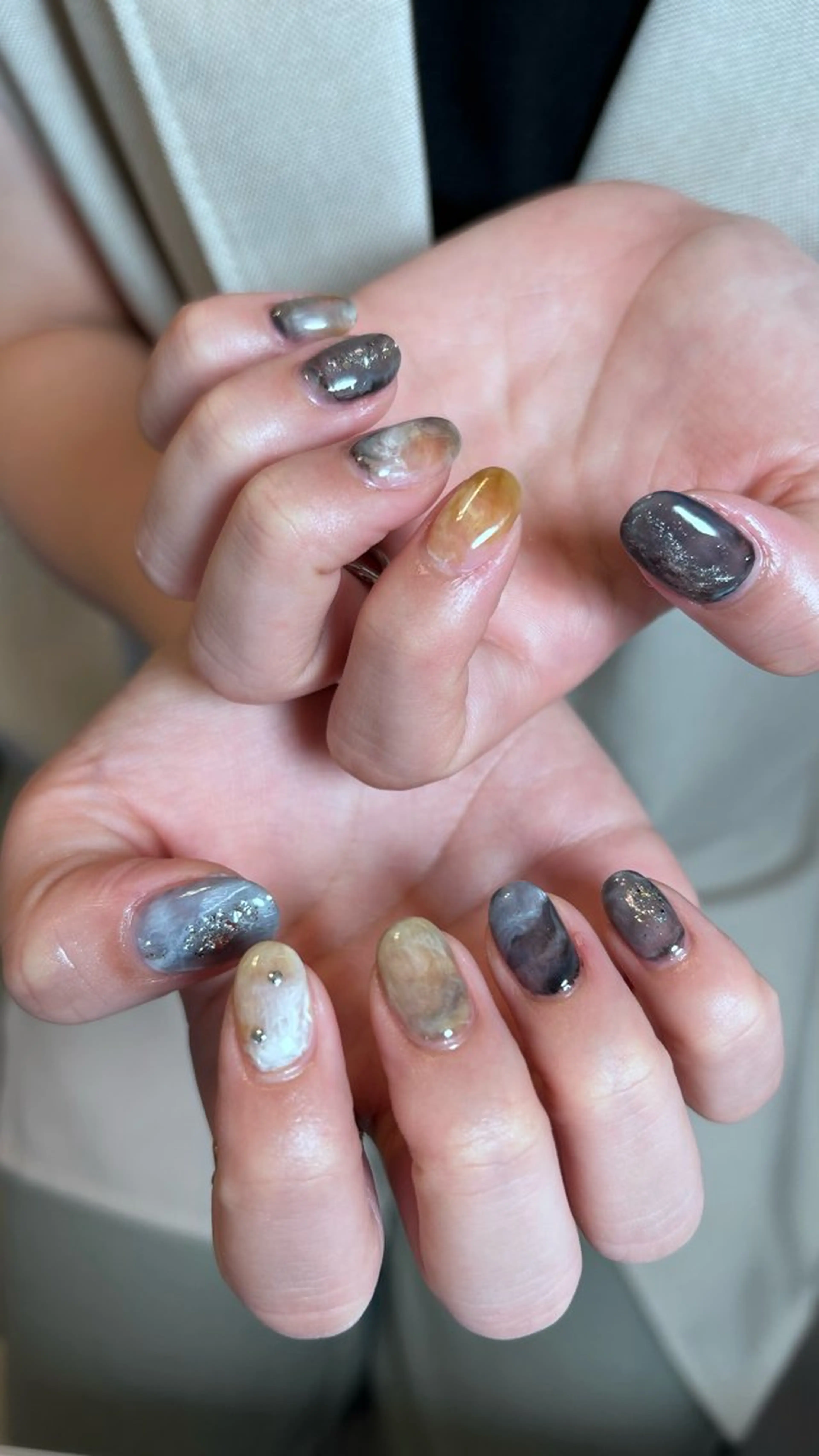 ネイル ニュアンスネイル ハンドネイル ハンドケア Atelier Ariのネイルデザイン