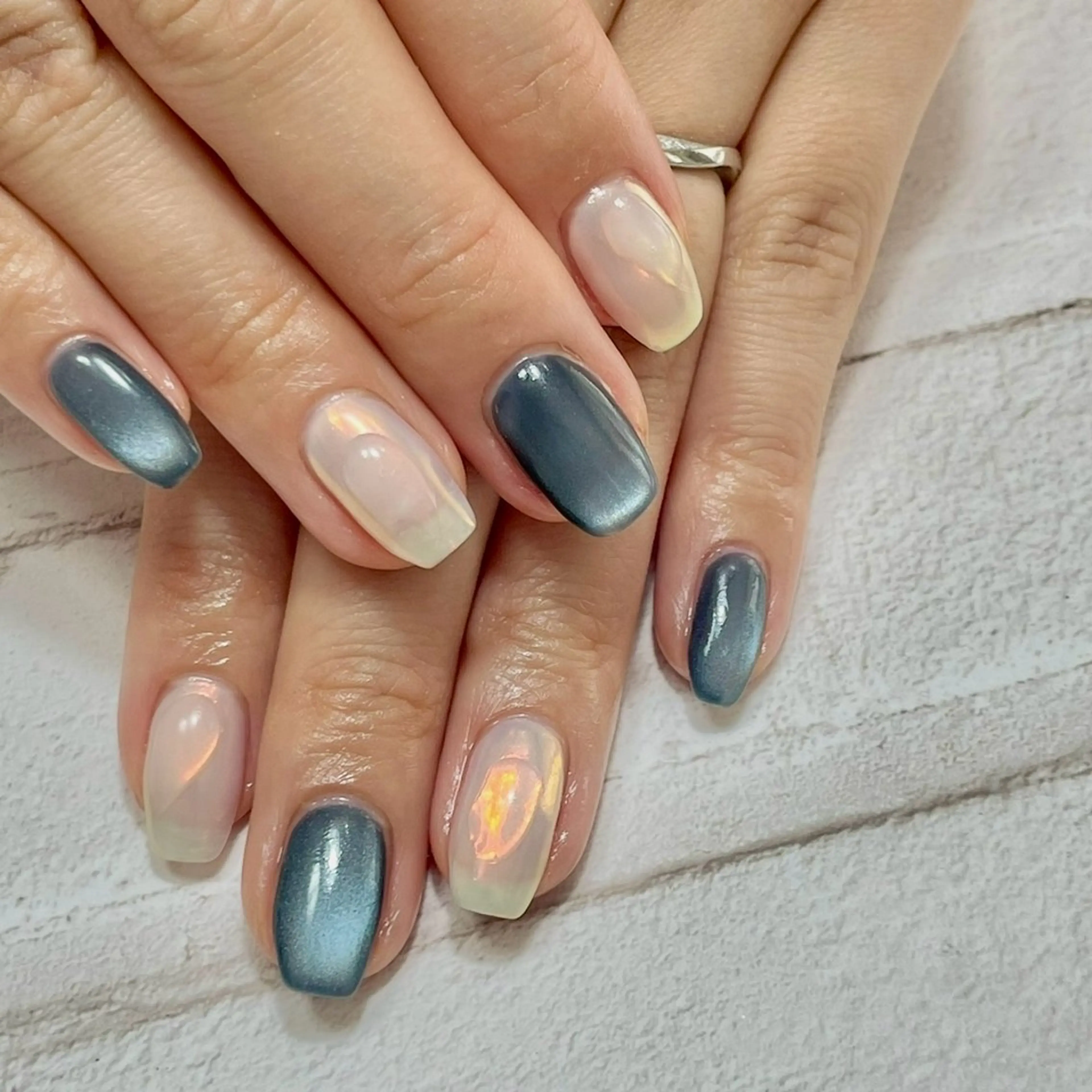 ネイル オーロラネイル マグネットネイル ニュアンスネイル ハンドネイル Nail Salon Beoのネイルデザイン