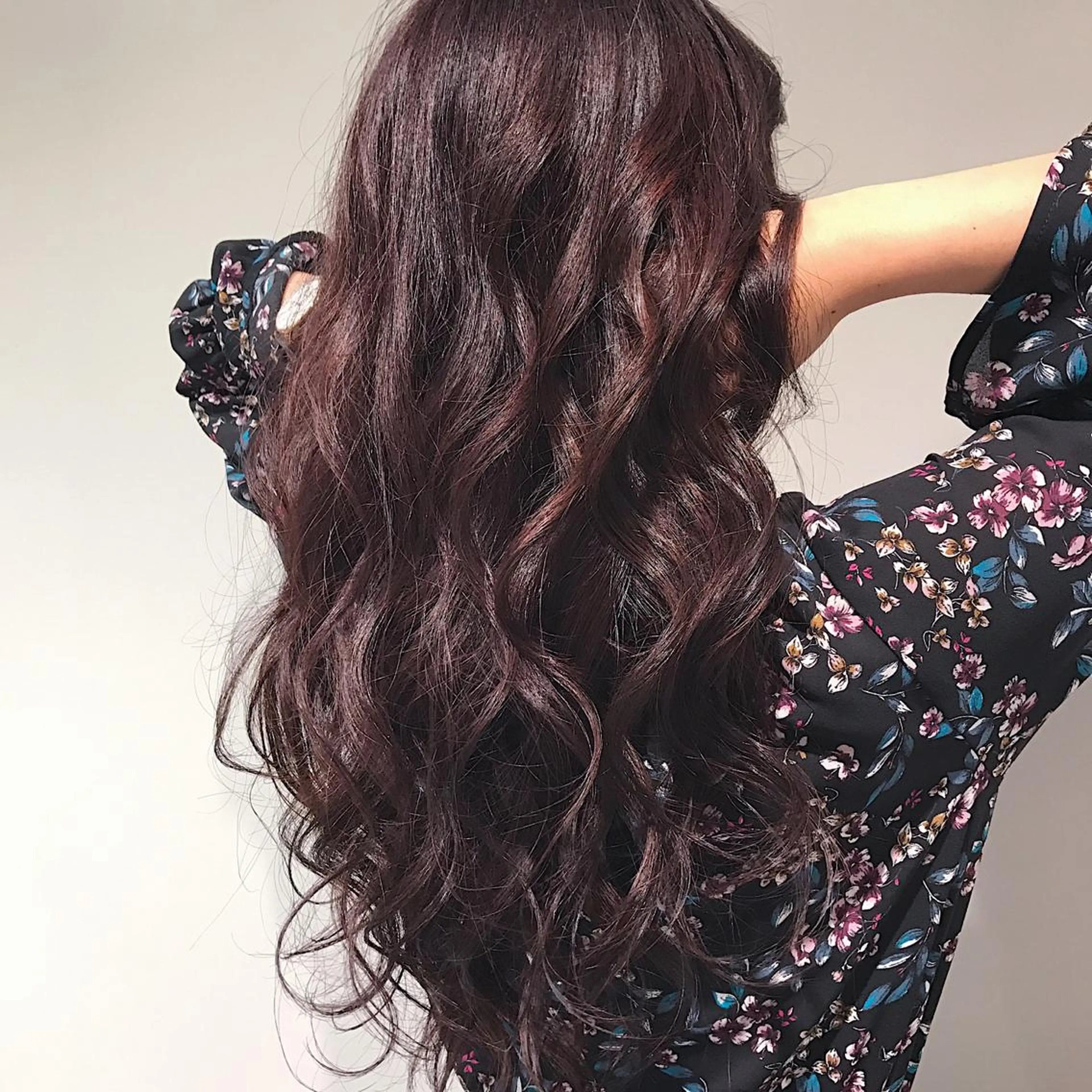 ロング カラー ヘアアレンジ Zina渋谷エリア マネージャShionのヘアスタイル