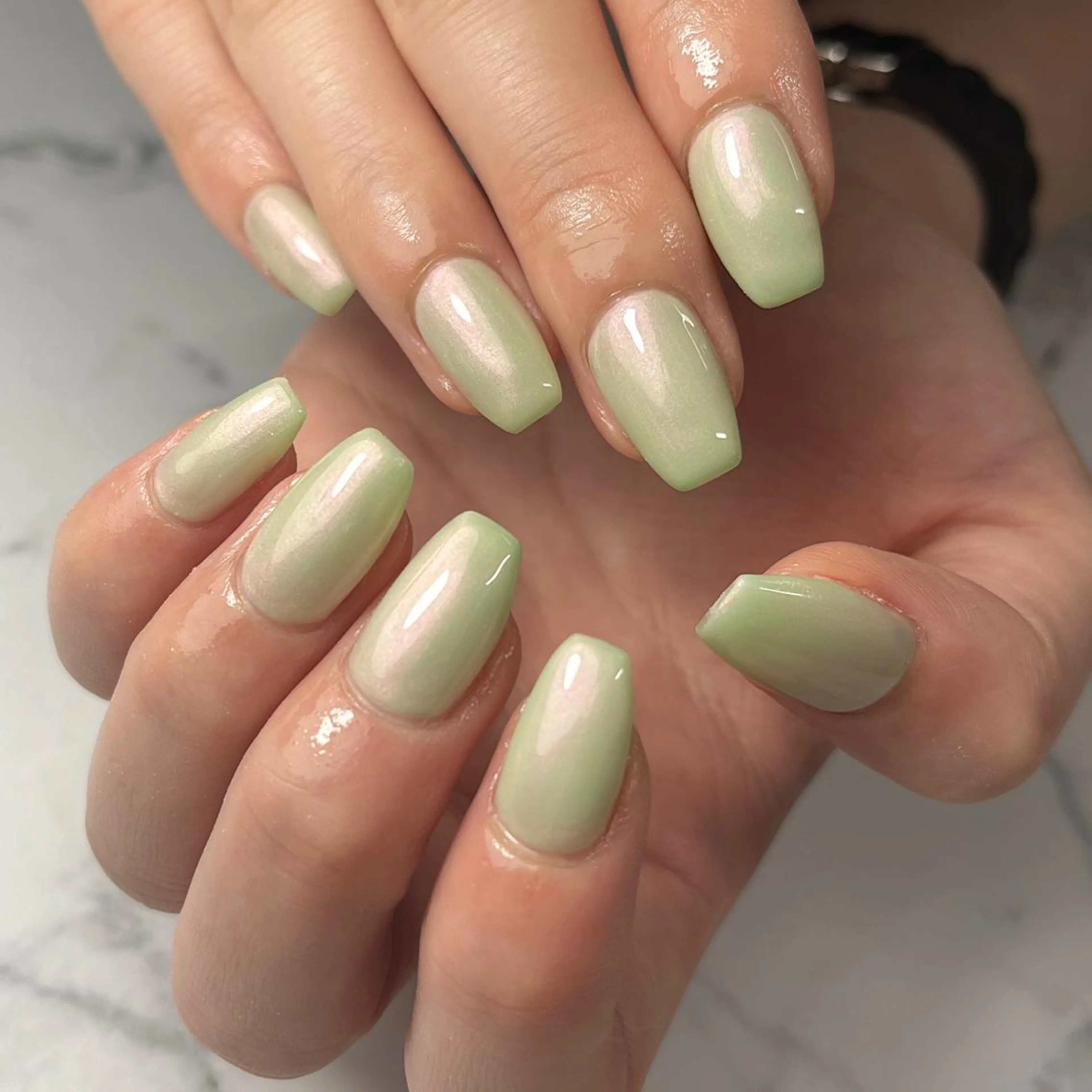 ネイル グリーン ワンカラーネイル パステルネイル シンプルネイル スクエアネイル NAIL NOWのネイルデザイン