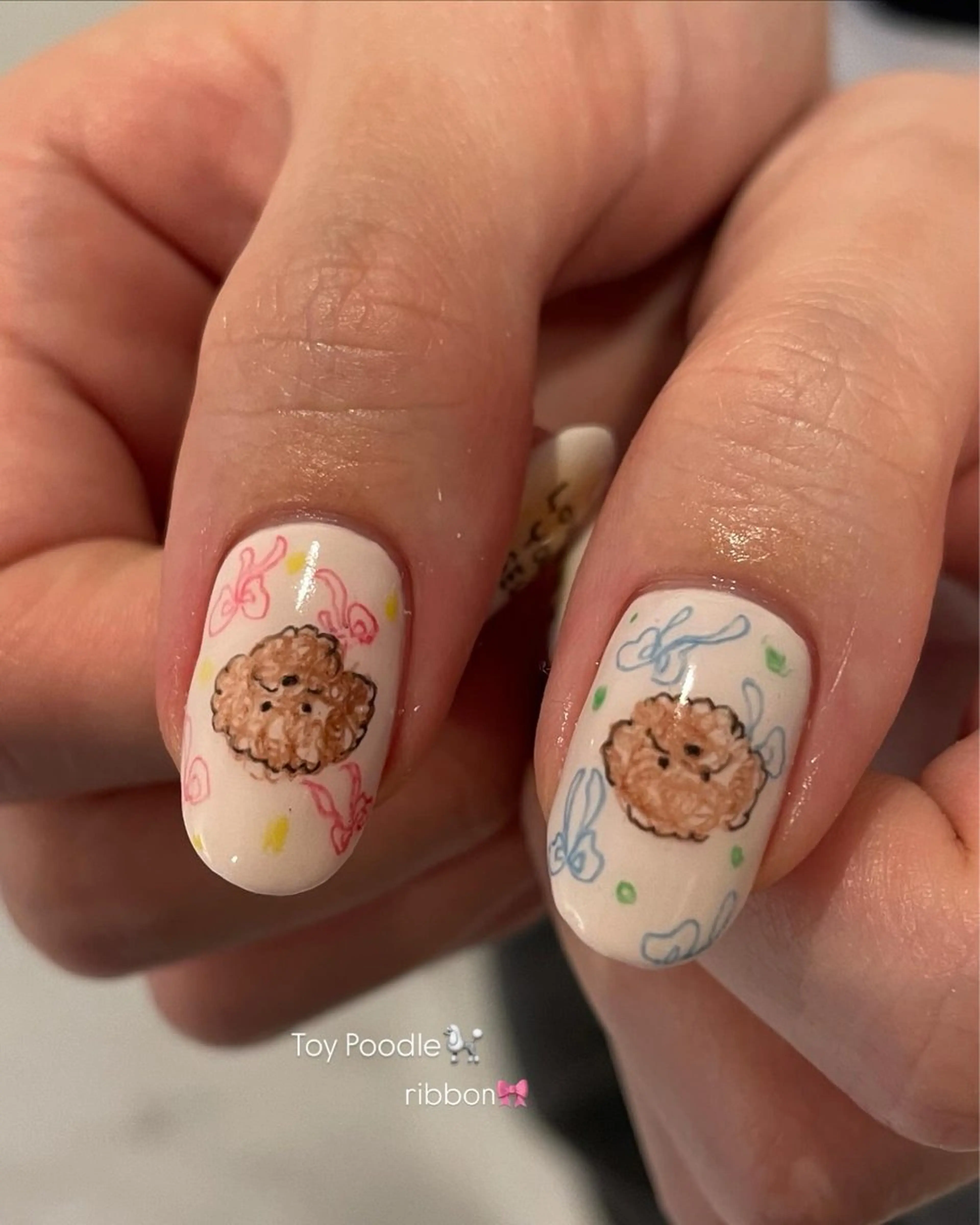 ネイル HENECY🎀 Rinのネイルデザイン