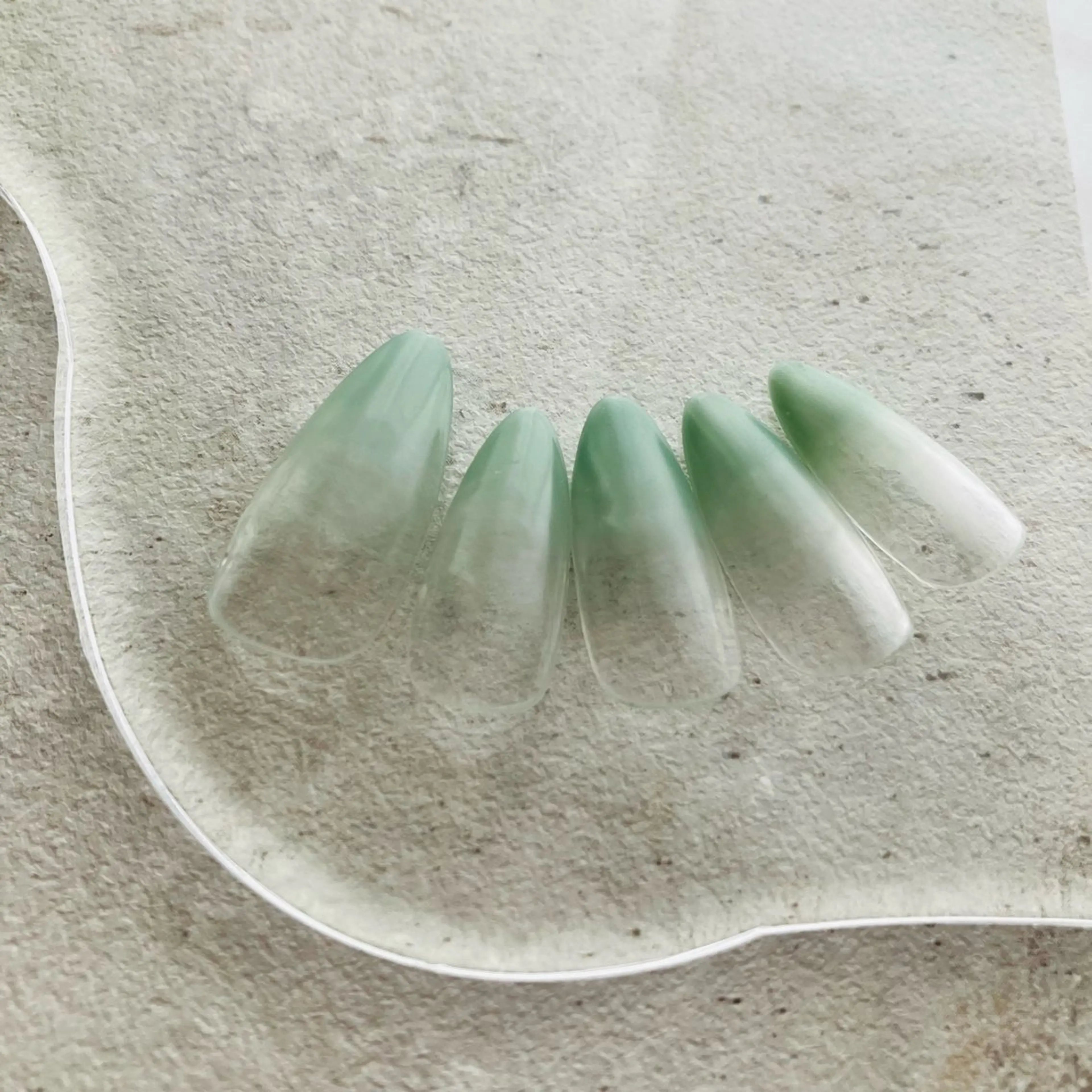 ネイル グラデーション MALAMA NAILのネイルデザイン