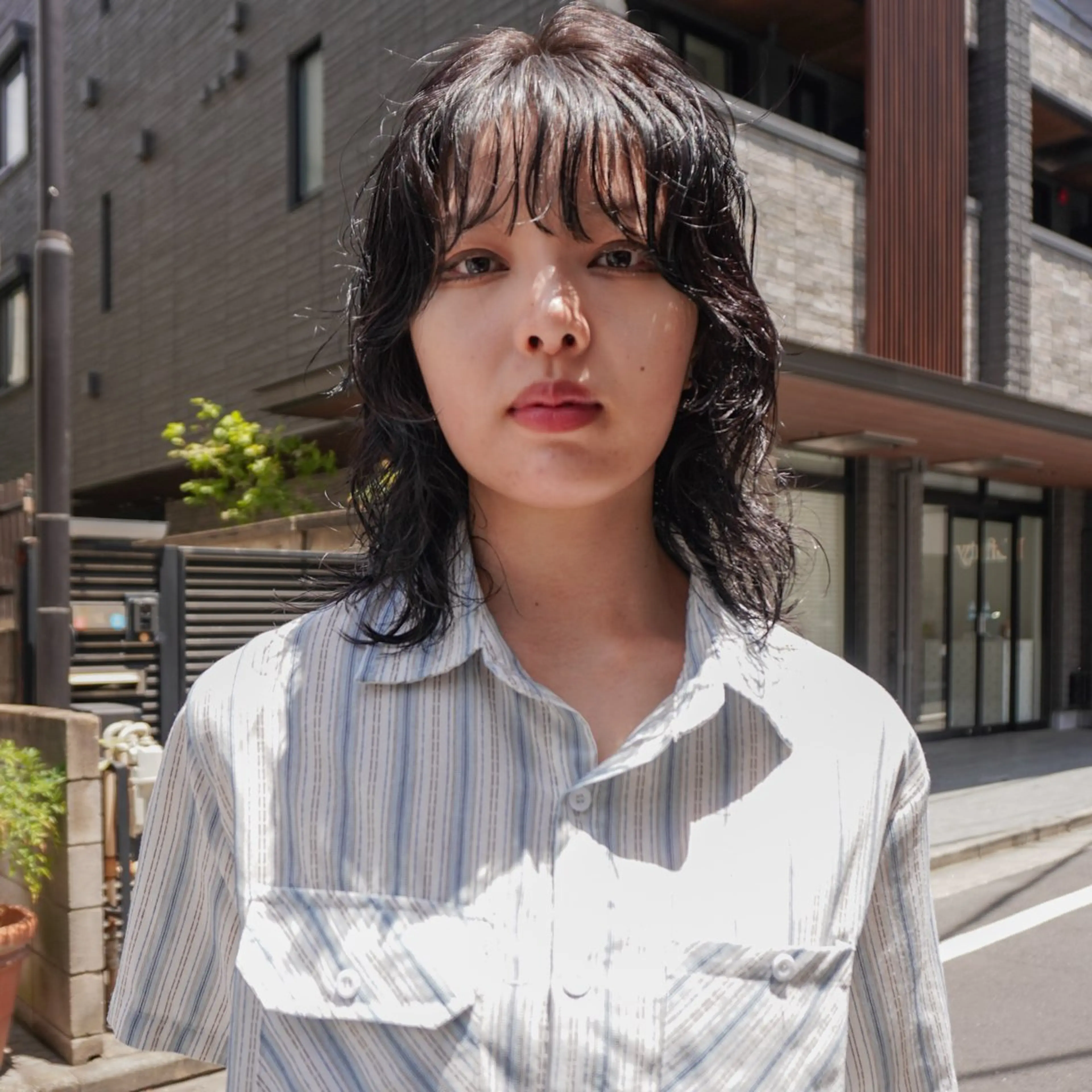 ミディアム パーマ ミディアムパーマ レイヤーカット ウルフカット カット パーマ トリートメント ◽️モードヘア◽️ SHOUTOのヘアスタイル