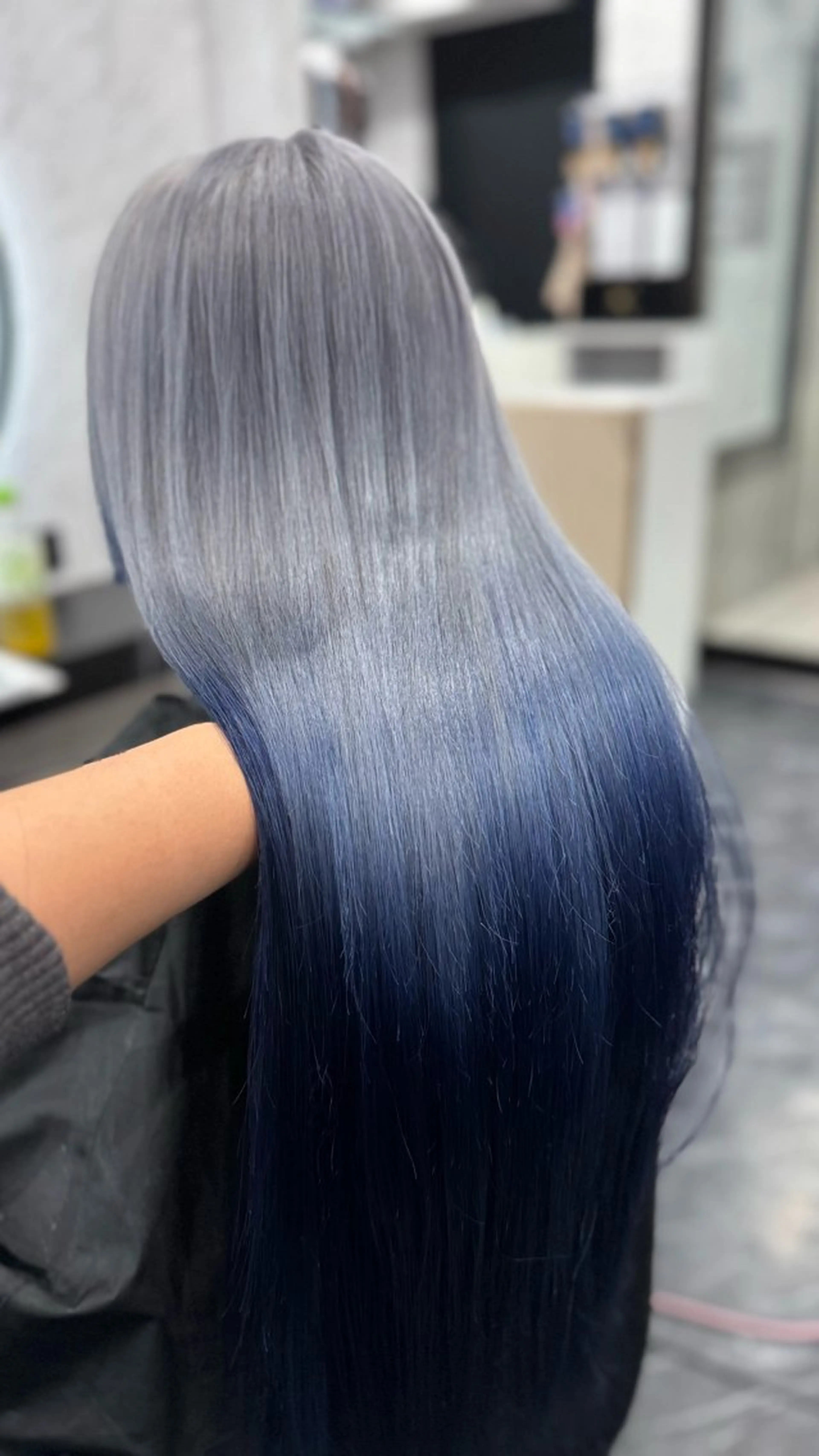 ロング ヘアカラー トリートメント stylist Momoのヘアスタイル