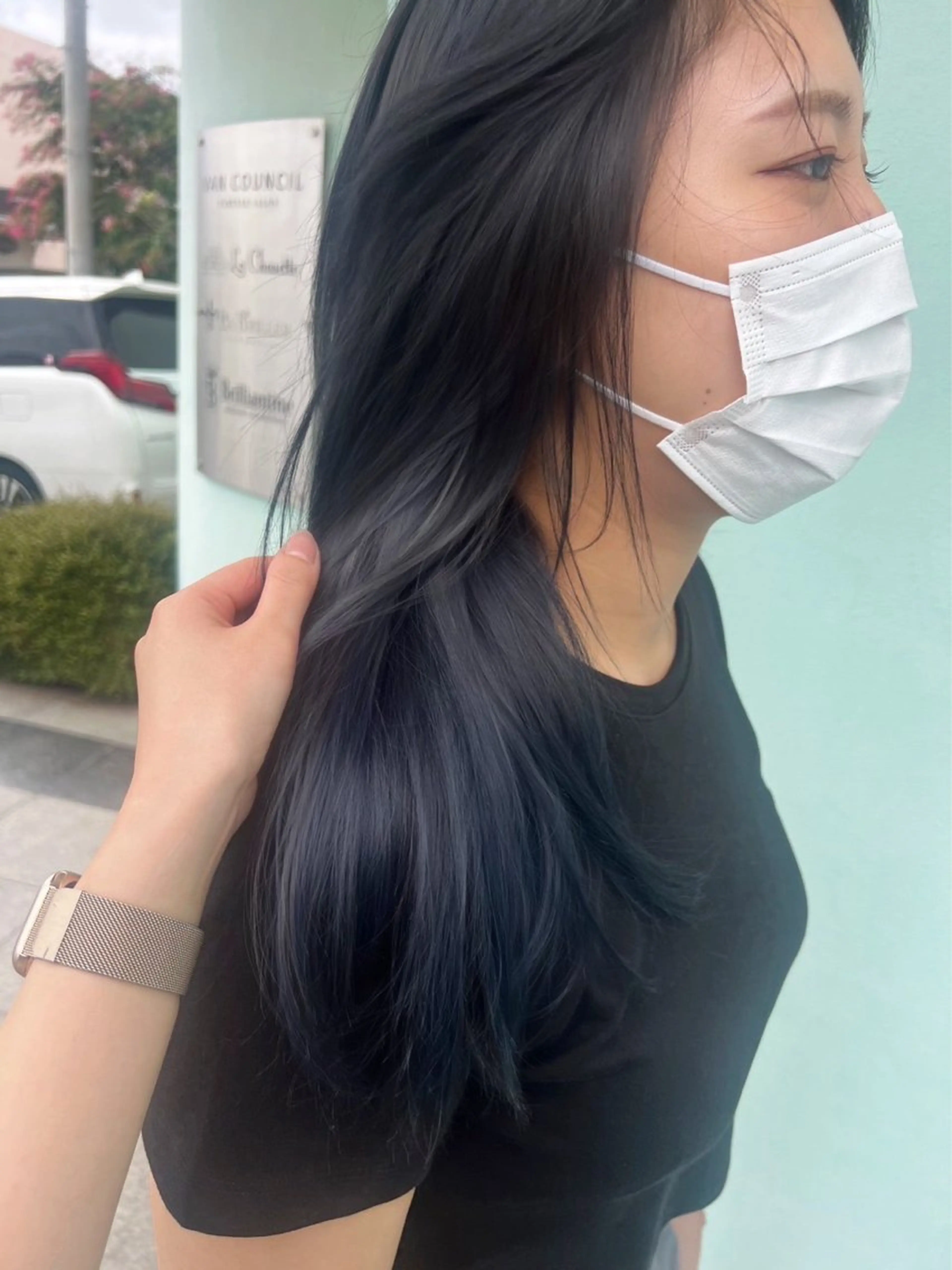 カラー 黒髪 ブリーチ ブルーカラー ブルーブラック ハイトーンカラー レイヤーカット ♥kanaのヘアスタイル