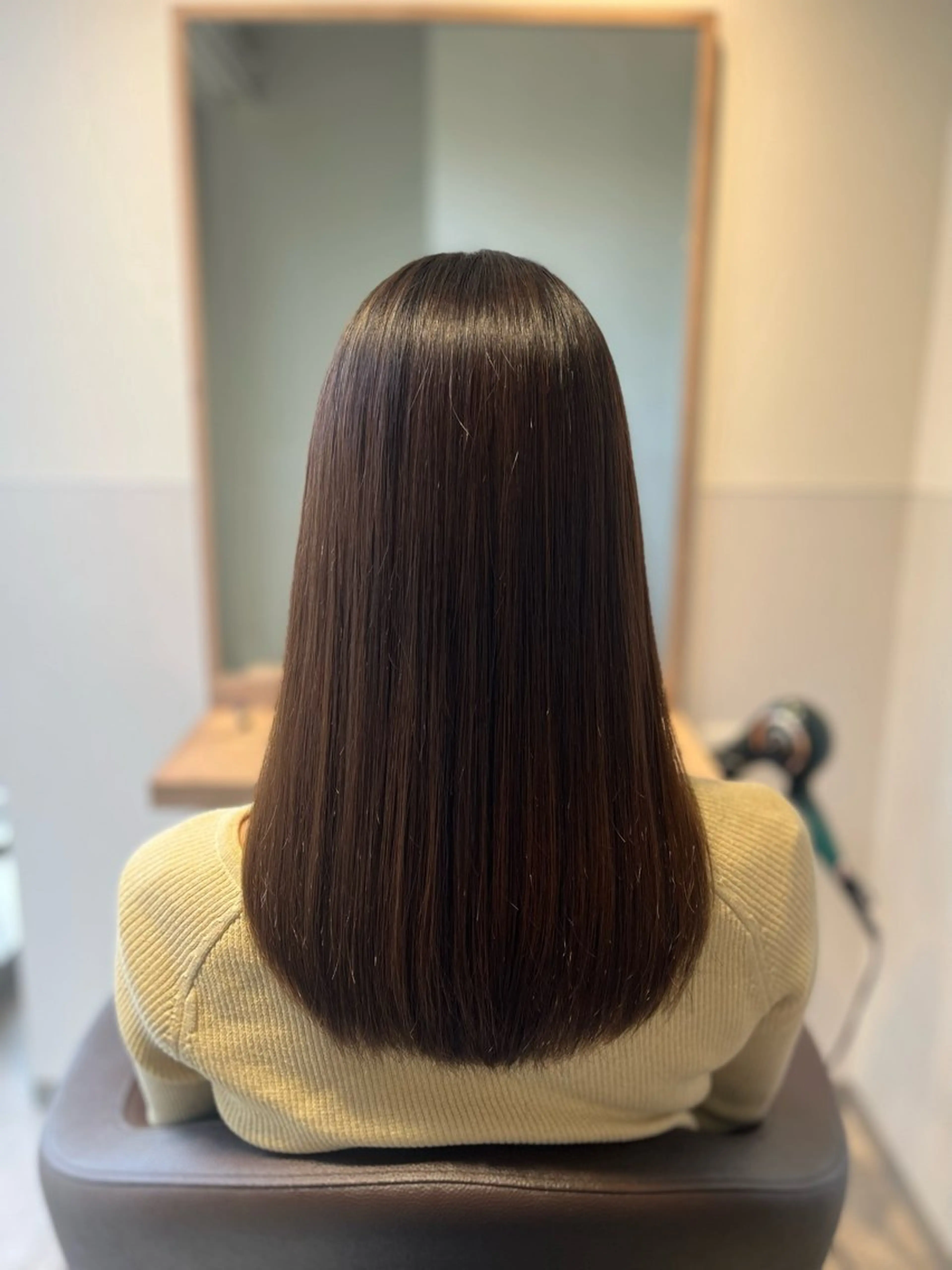 ミディアム カラー トリートメント カット 縮毛矯正 トリートメント SALOWIN神戸三宮店所属・【美髪を叶える】中谷 彰宏（アキ)のヘアスタイル