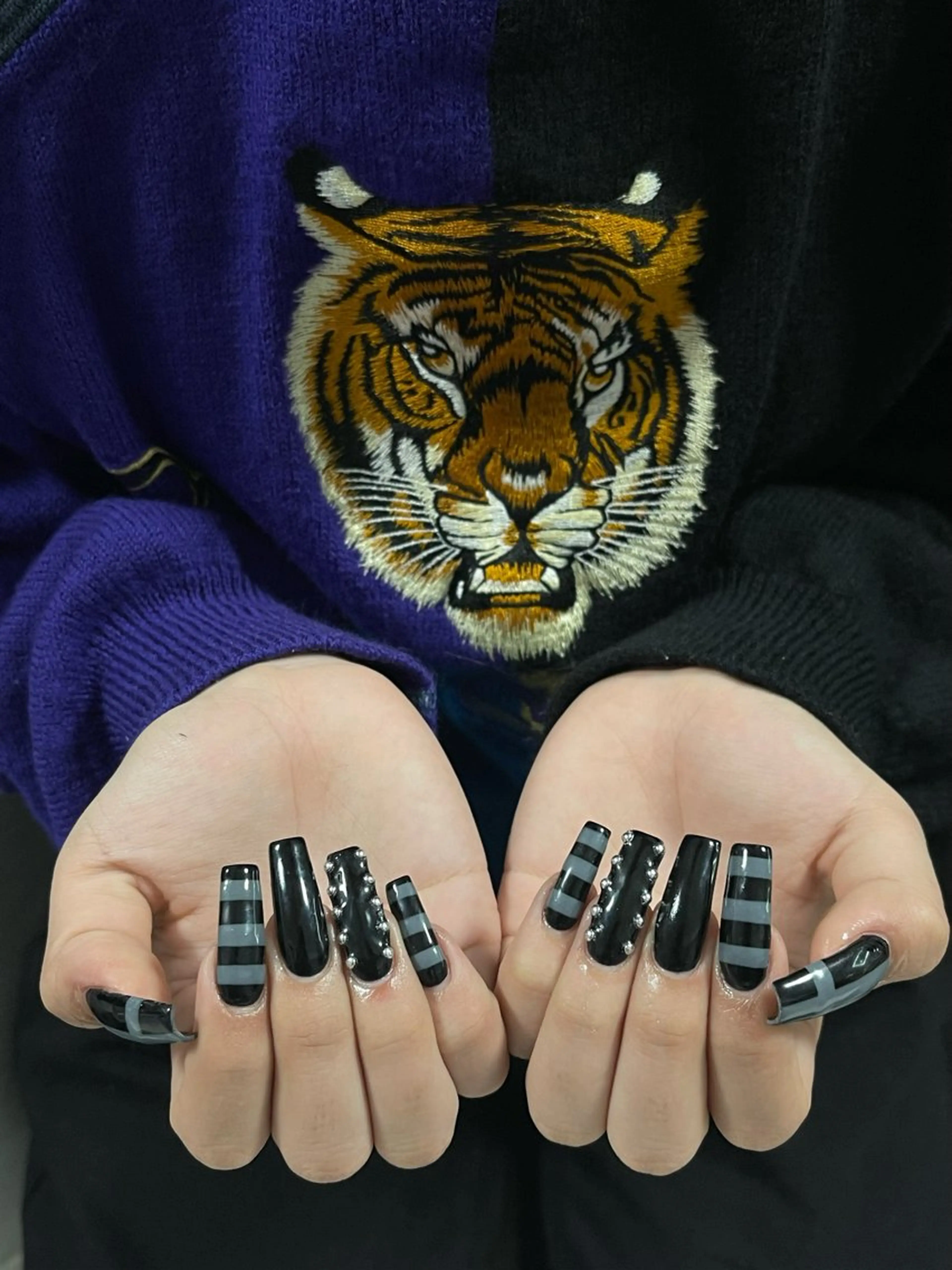 ネイル アートネイル ジェルネイル グラデーション キラキラネイル ニュアンスネイル Kitty Nailのネイルデザイン