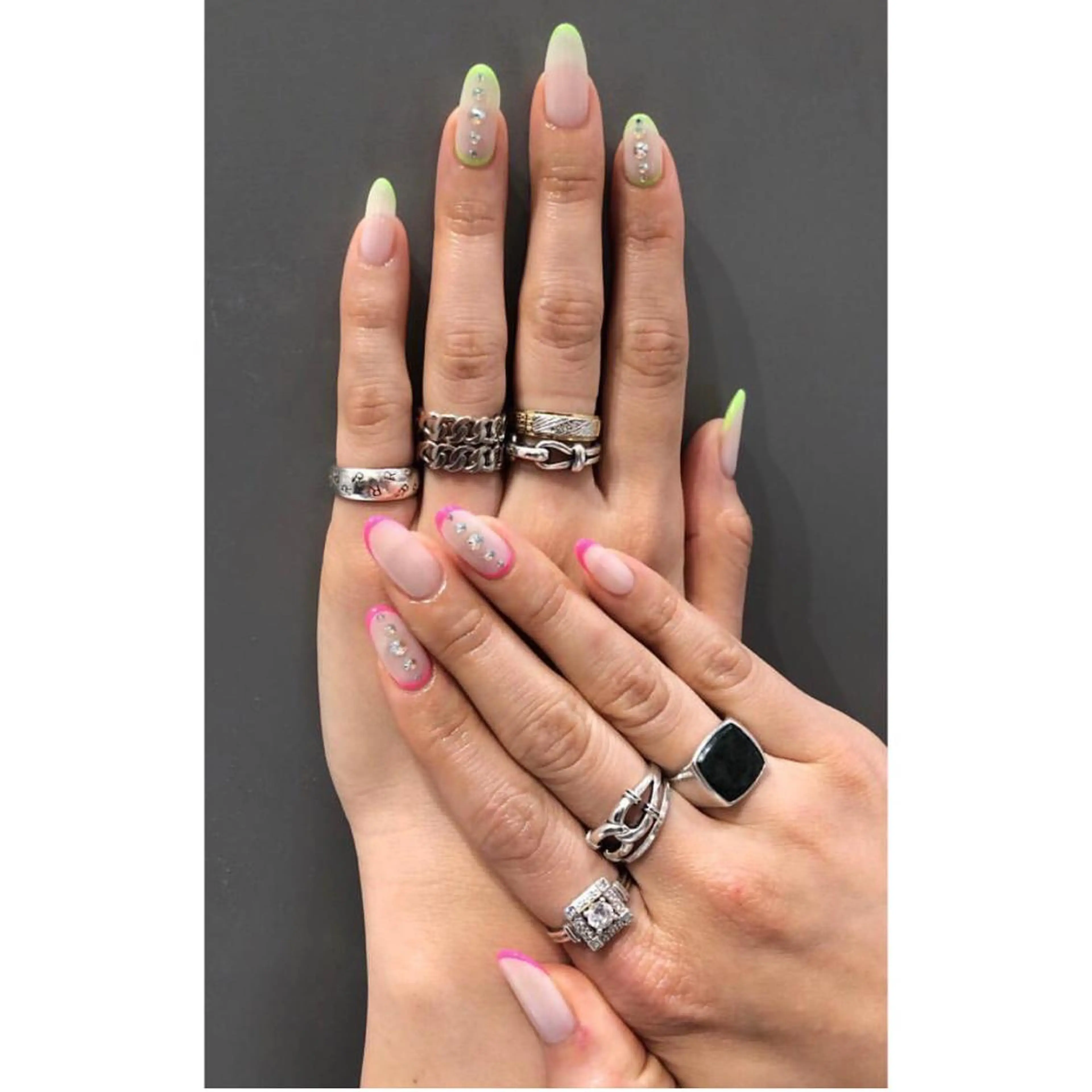 ネイル ハンドネイル フットネイル ハンドケア Nes.Nail所属・Miyagi Asamiのネイルデザイン