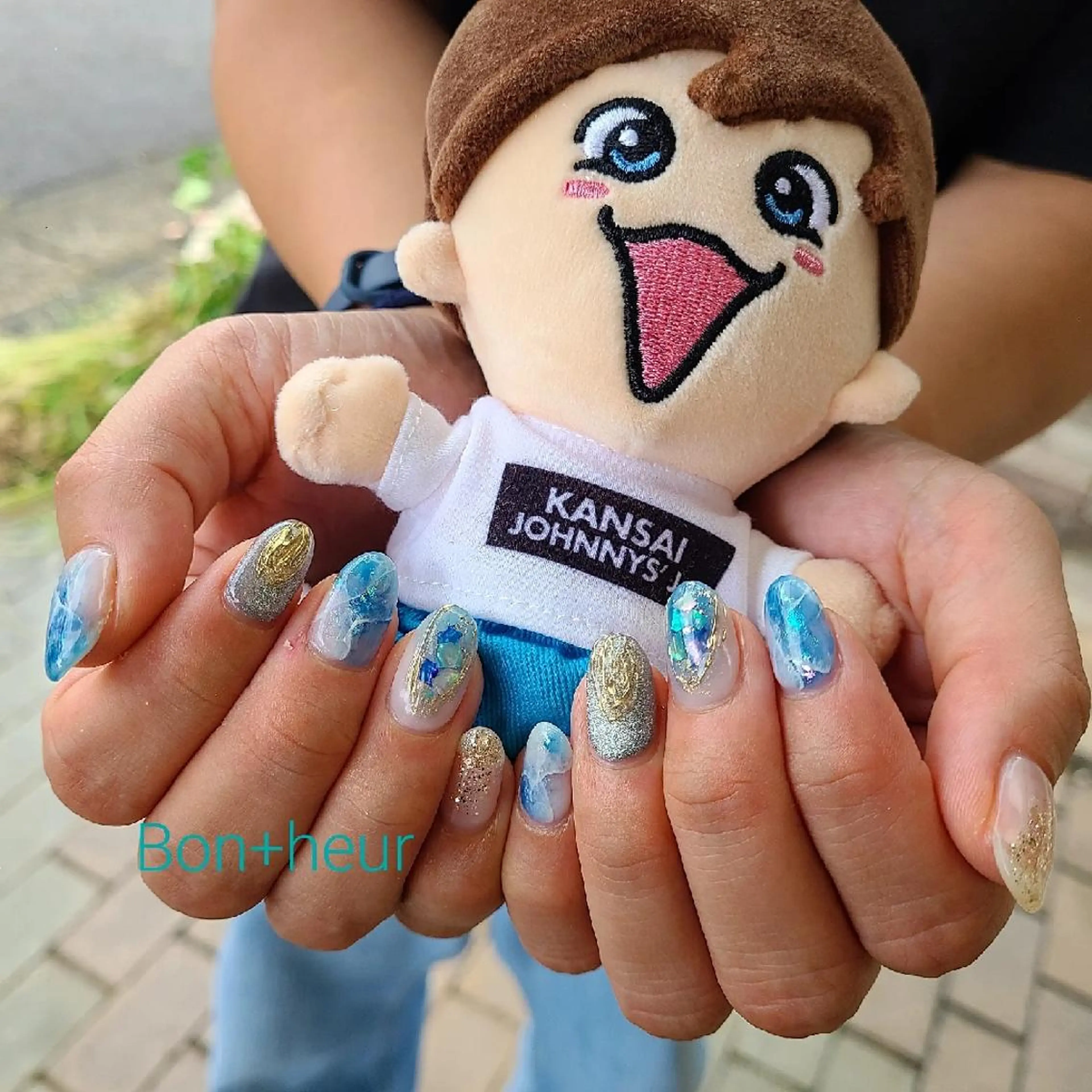 ネイル ブルー ジェルネイル キラキラネイル ラメ(グリッター) ミラーネイル ハンドネイル 宮口 紗子のネイルデザイン