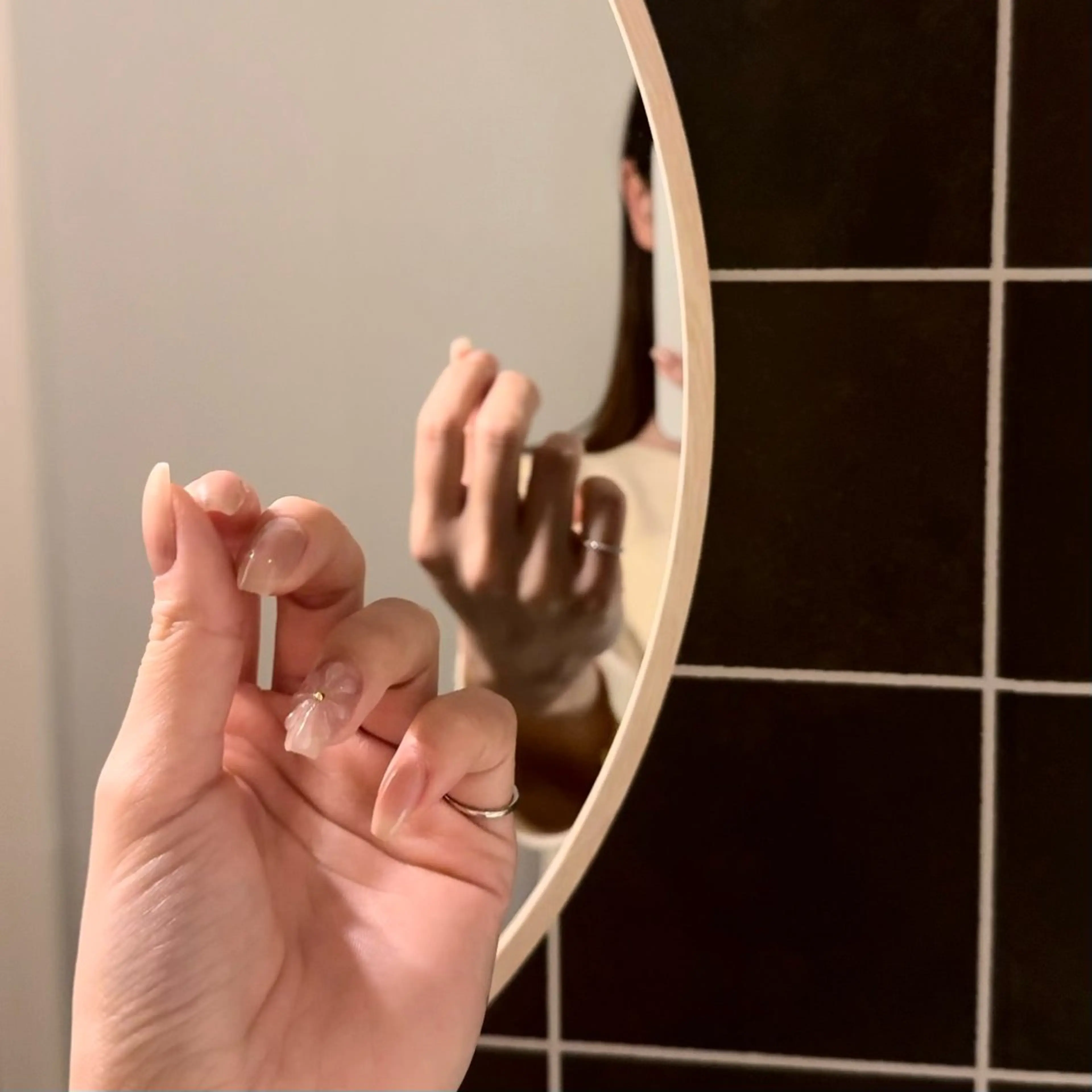 ネイル Li.ure -リユール-所属・nana .のネイルデザイン