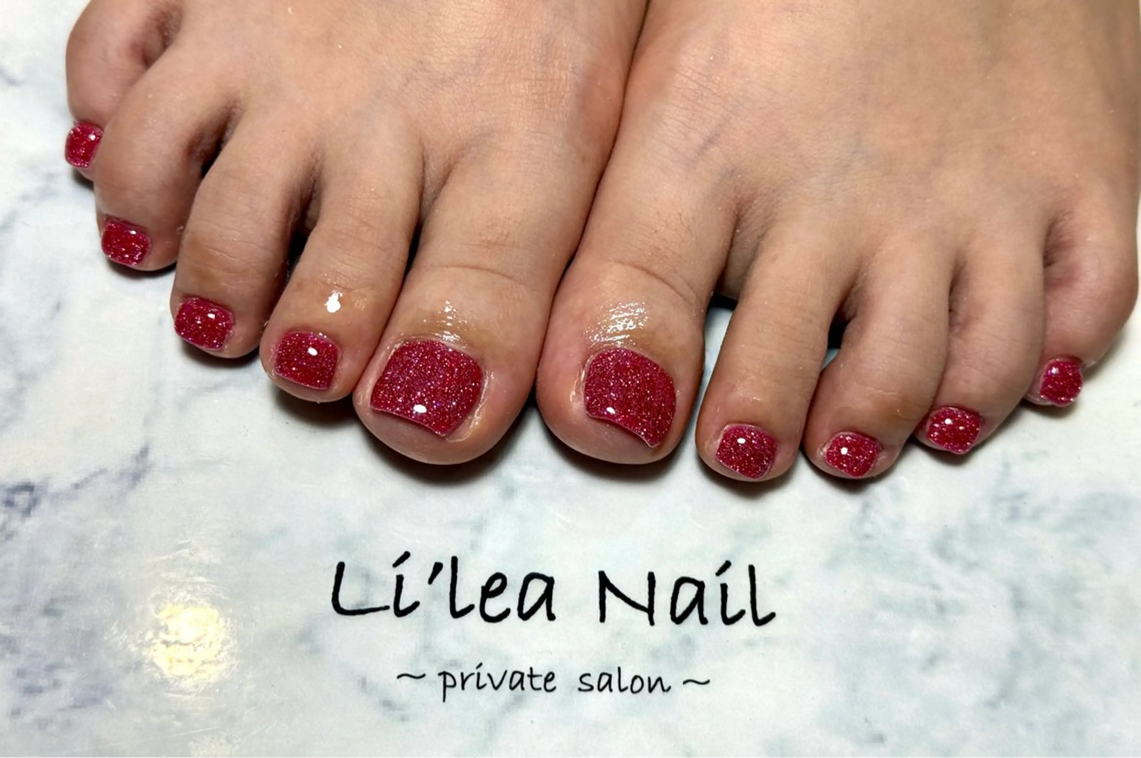 【🉐ミニモご新規価格🉐】フット◾️ワンカラーorラメ(オフ、ケア込み)の写真