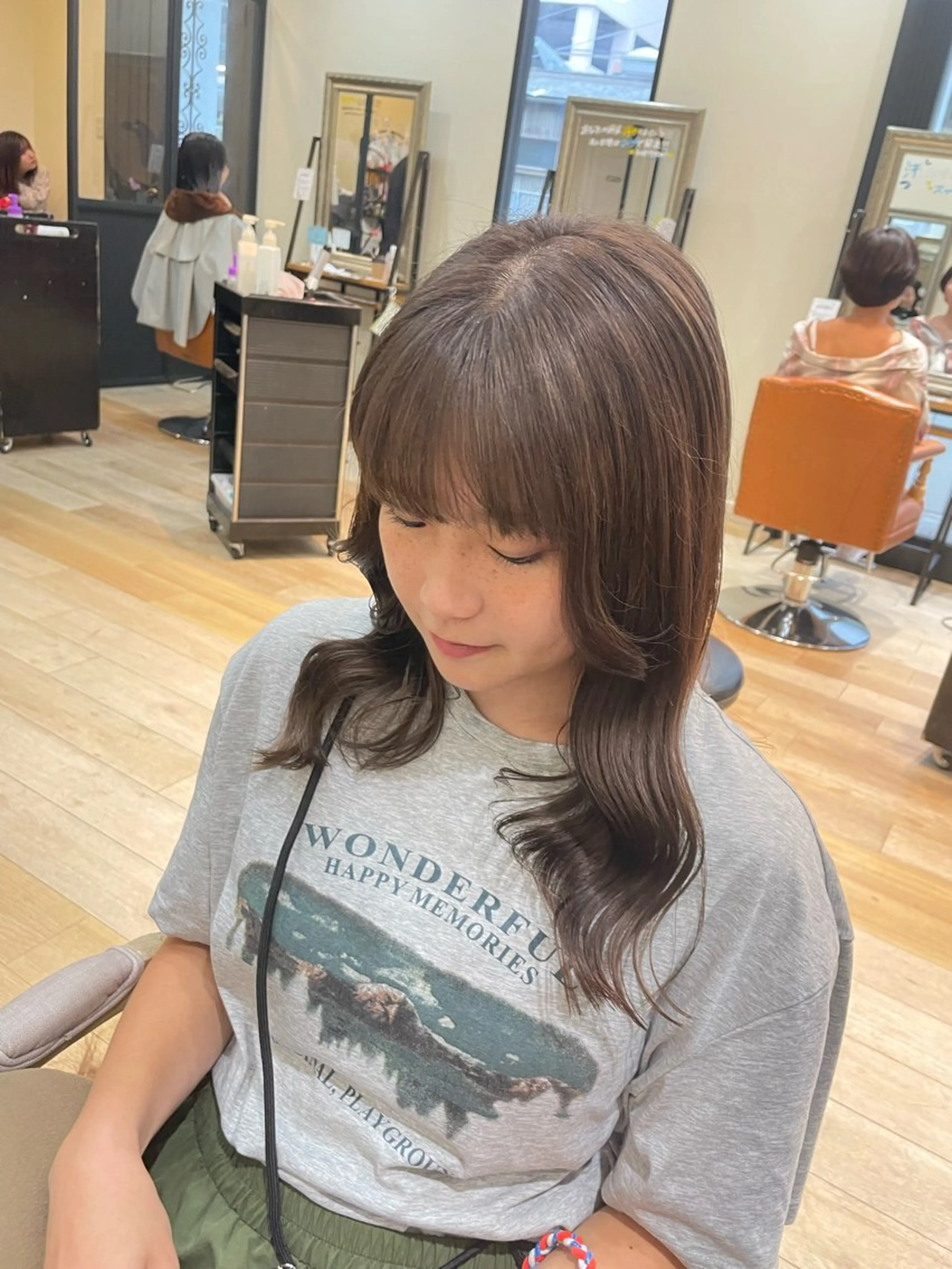 ミディアム カラー カット ヘアカラー SINCE【シンス】所属・Hika.ハイトーン 髪質改善🩵ᩚ🫧のヘアスタイル