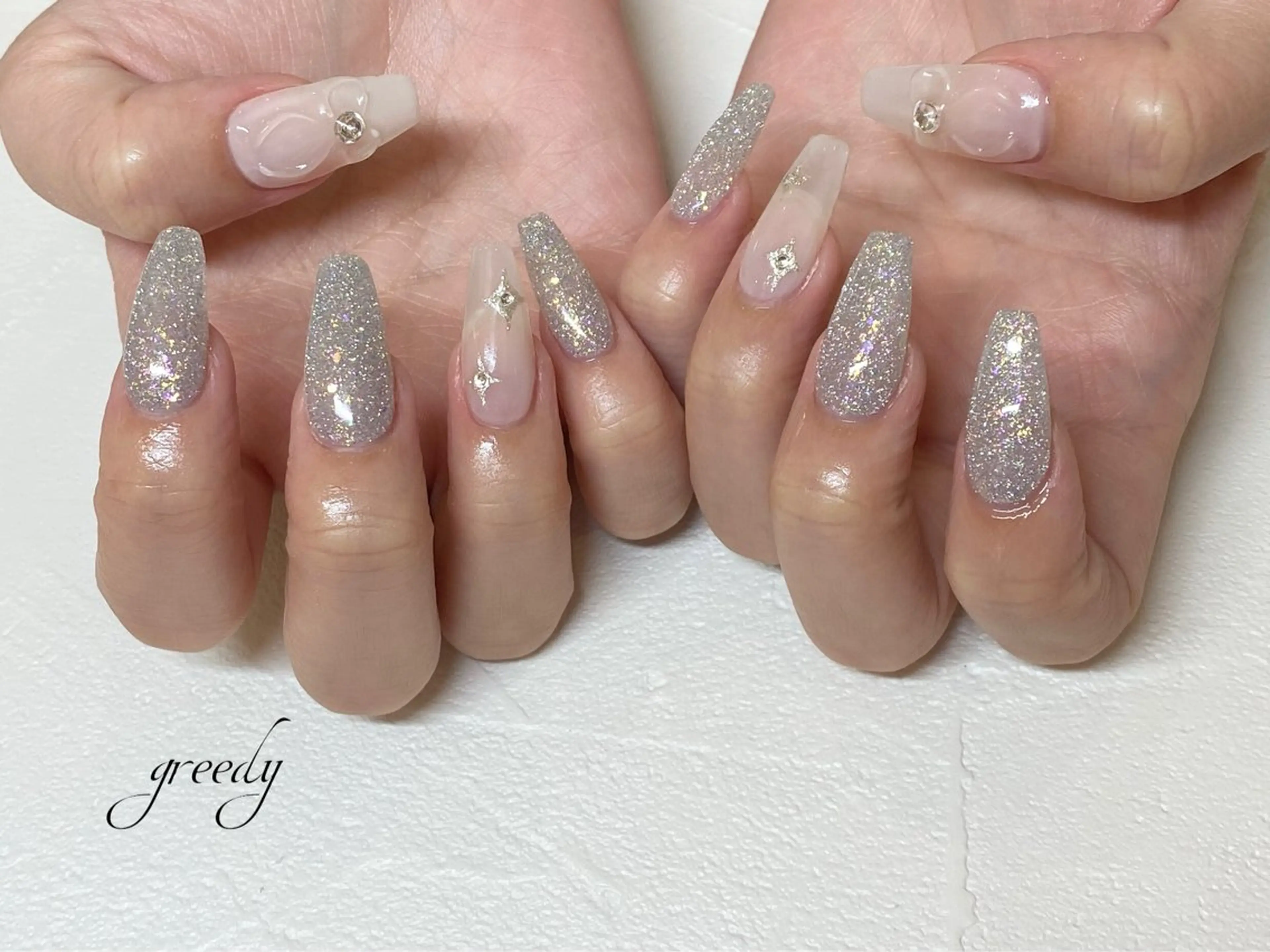 ネイル ぷっくりネイル リボン greedy 東山店 田之上のネイルデザイン