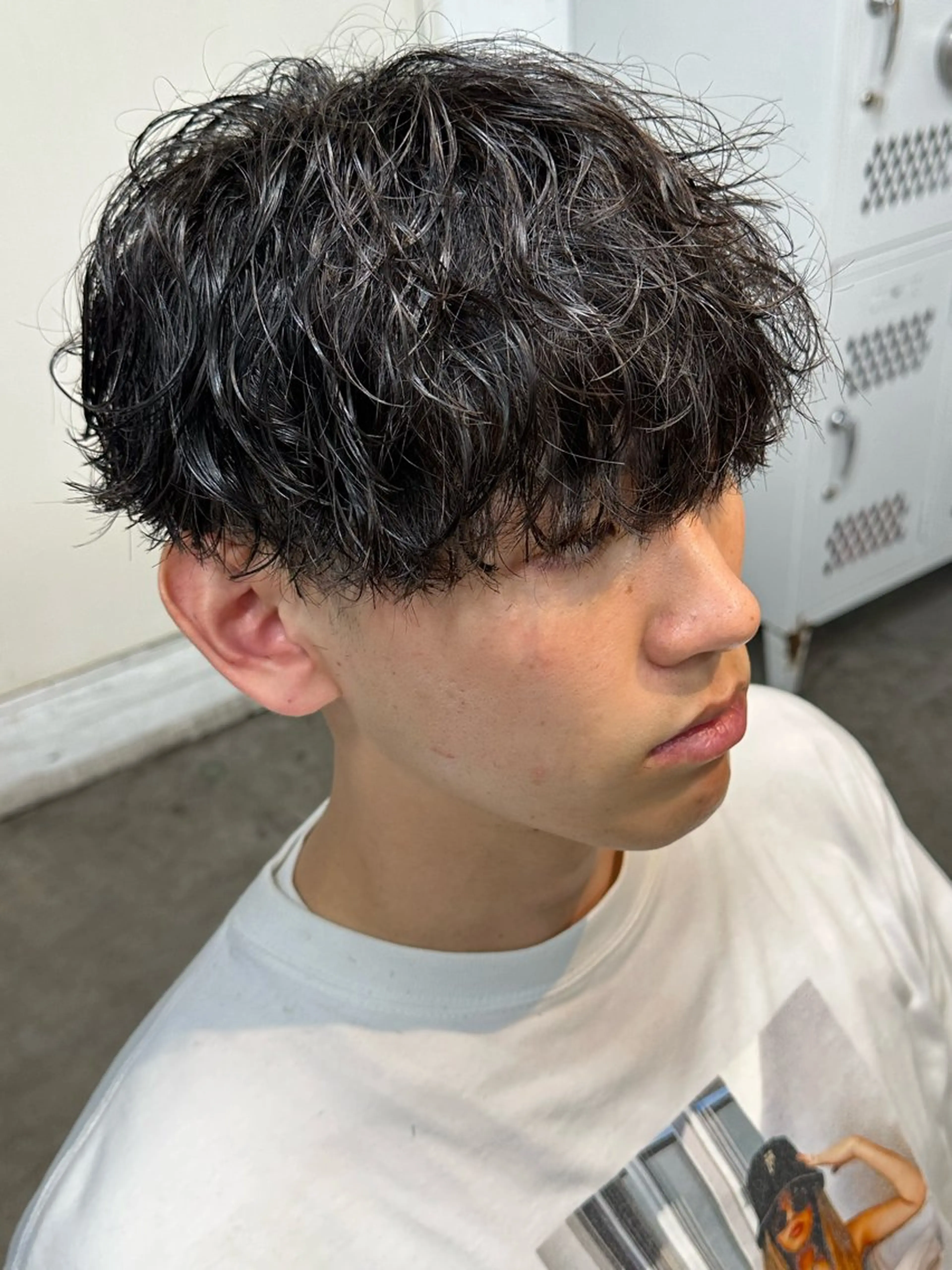 パーマ メンズ フェザーパーマ マッシュ メンズパーマ 学生（メンズ向け） メンズツイストパーマ パーマ fifth men's原宿所属・fifth/原宿/ シャドウパーマ/カズのヘアスタイル