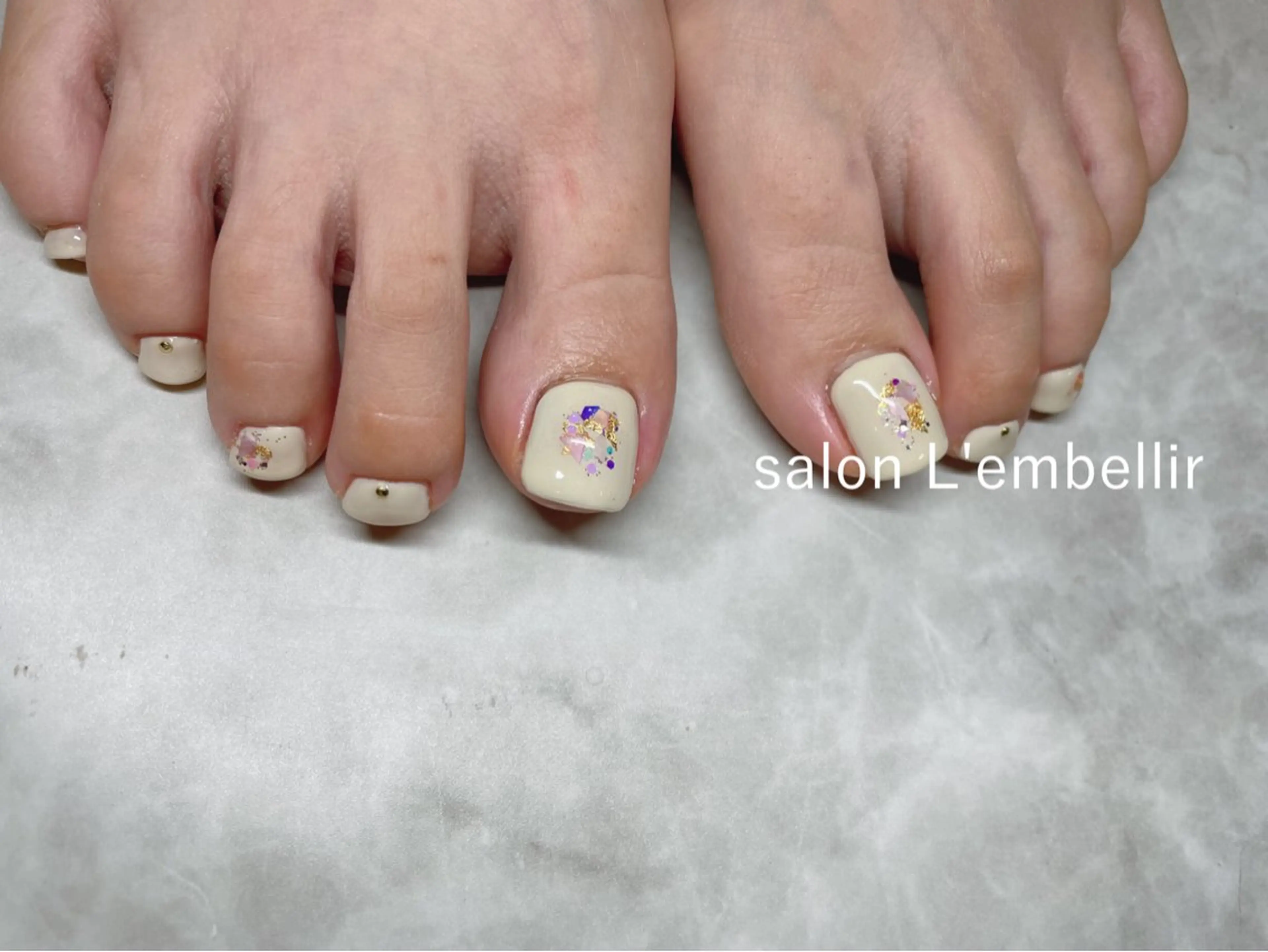ネイル フットネイル salon L'embellirのネイルデザイン