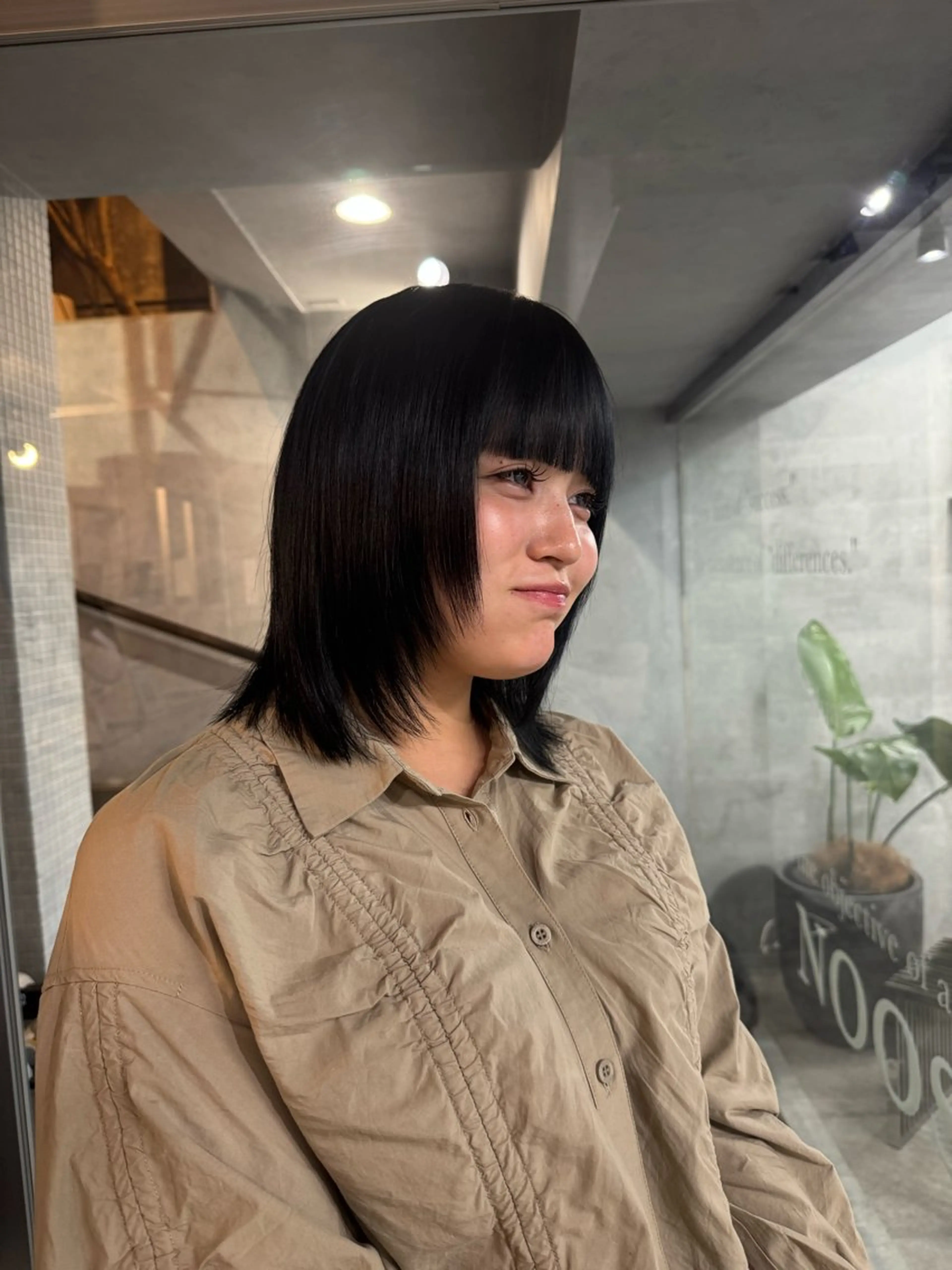 ミディアム カラー あなたのお悩み改善" You"💚❤️💛のヘアスタイル