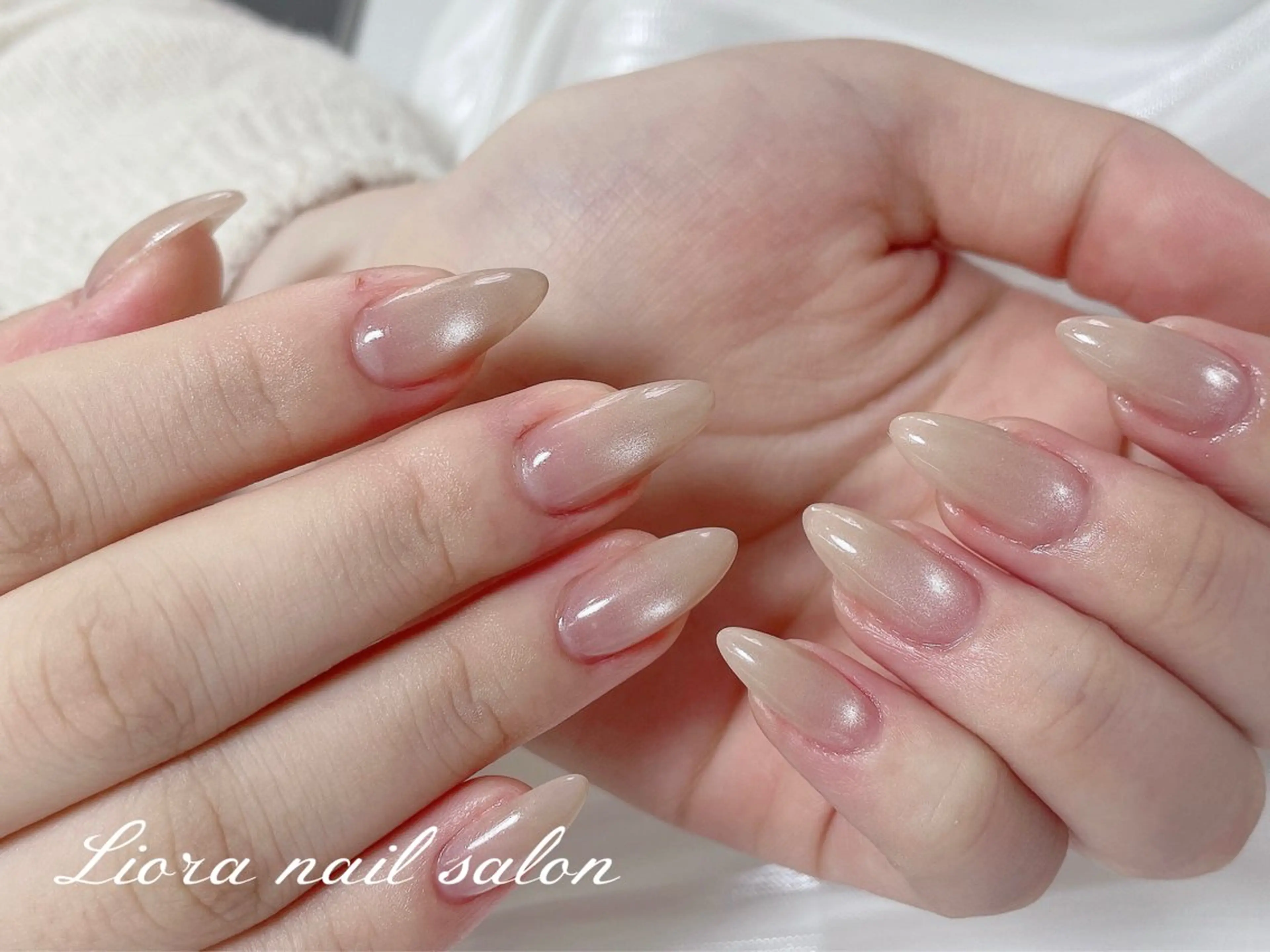 ネイル チークネイル フットネイル フレンチネイル ジェルネイル ガーリー ハンドネイル Liora nail 2のネイルデザイン