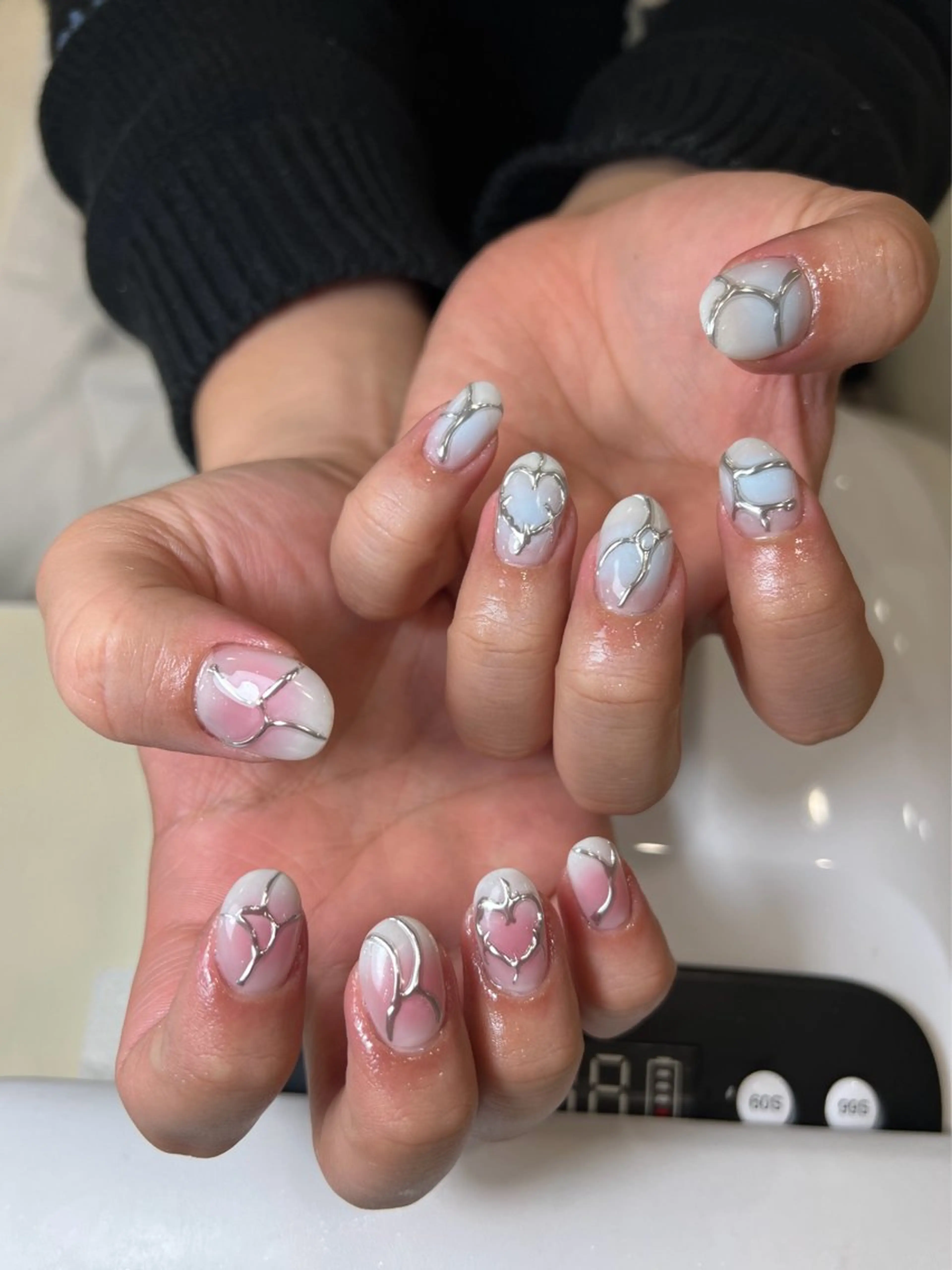 ネイル ボルドー ブラウン チークネイル ドット フットネイル ハンドネイル ハンドケア は なのネイルデザイン