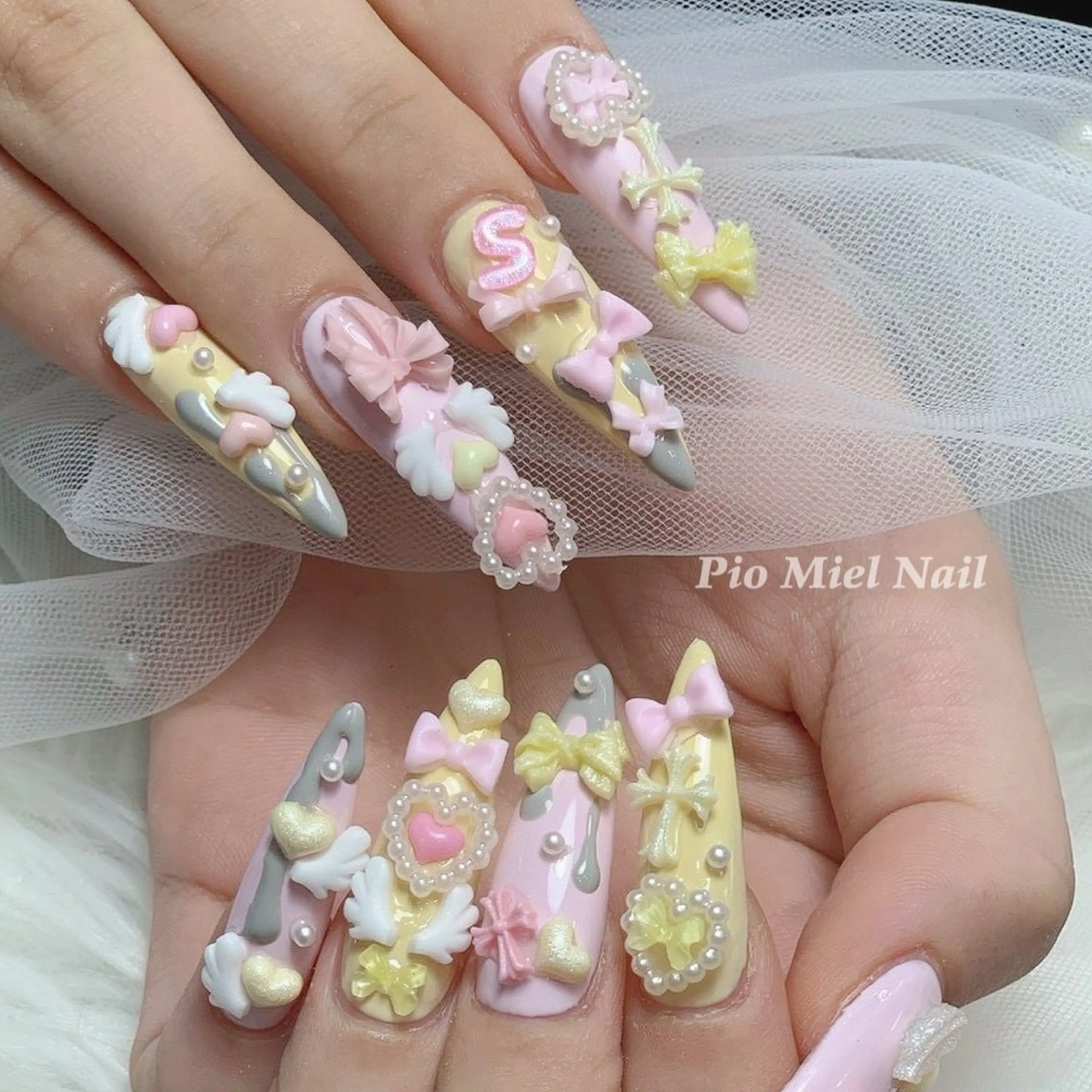 ネイル Pio Mielのネイルデザイン