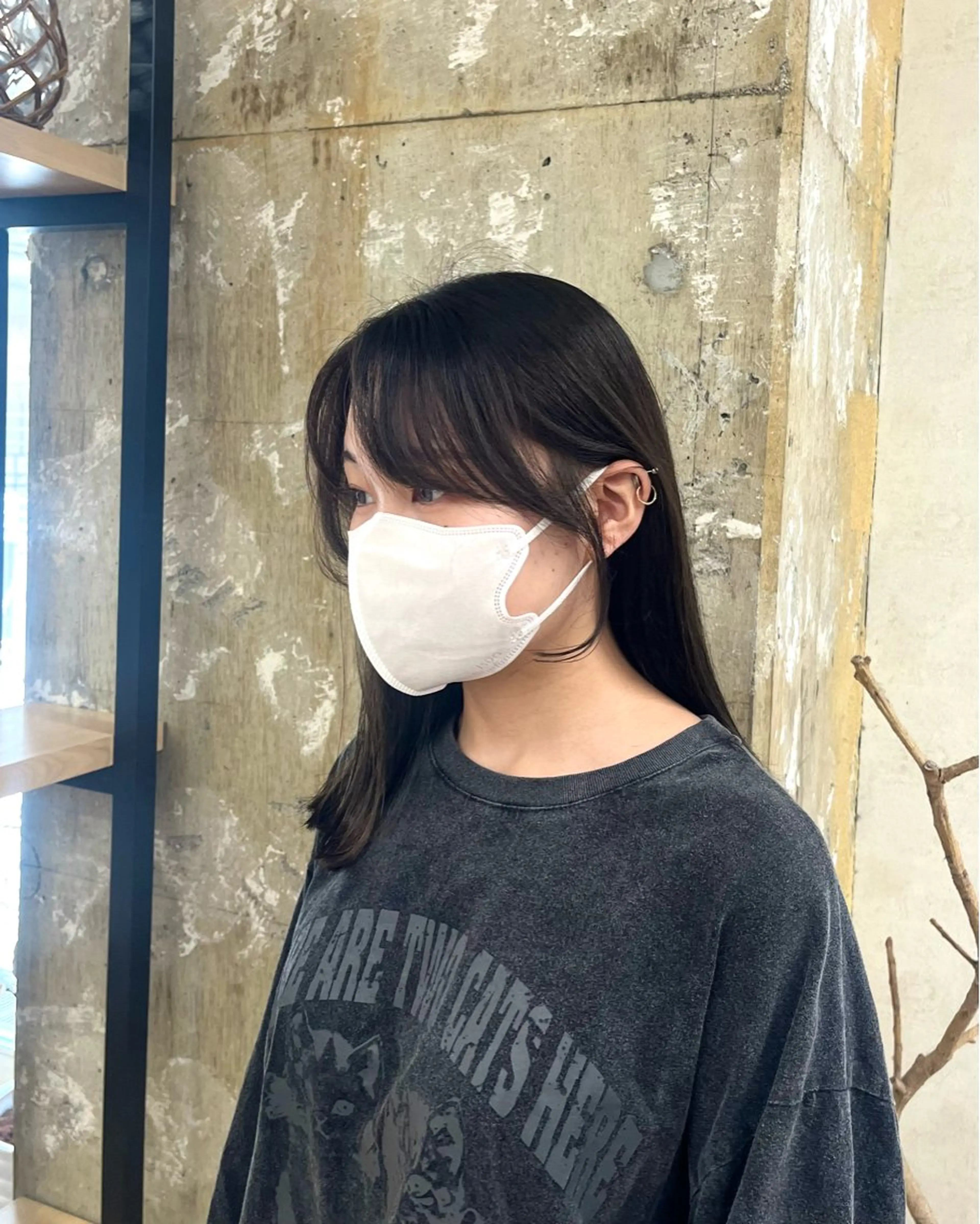 ミディアム 顔周りカット 韓国風ヘア 小顔カット 寒色 ♡ レイヤー ┊︎miyuのヘアスタイル