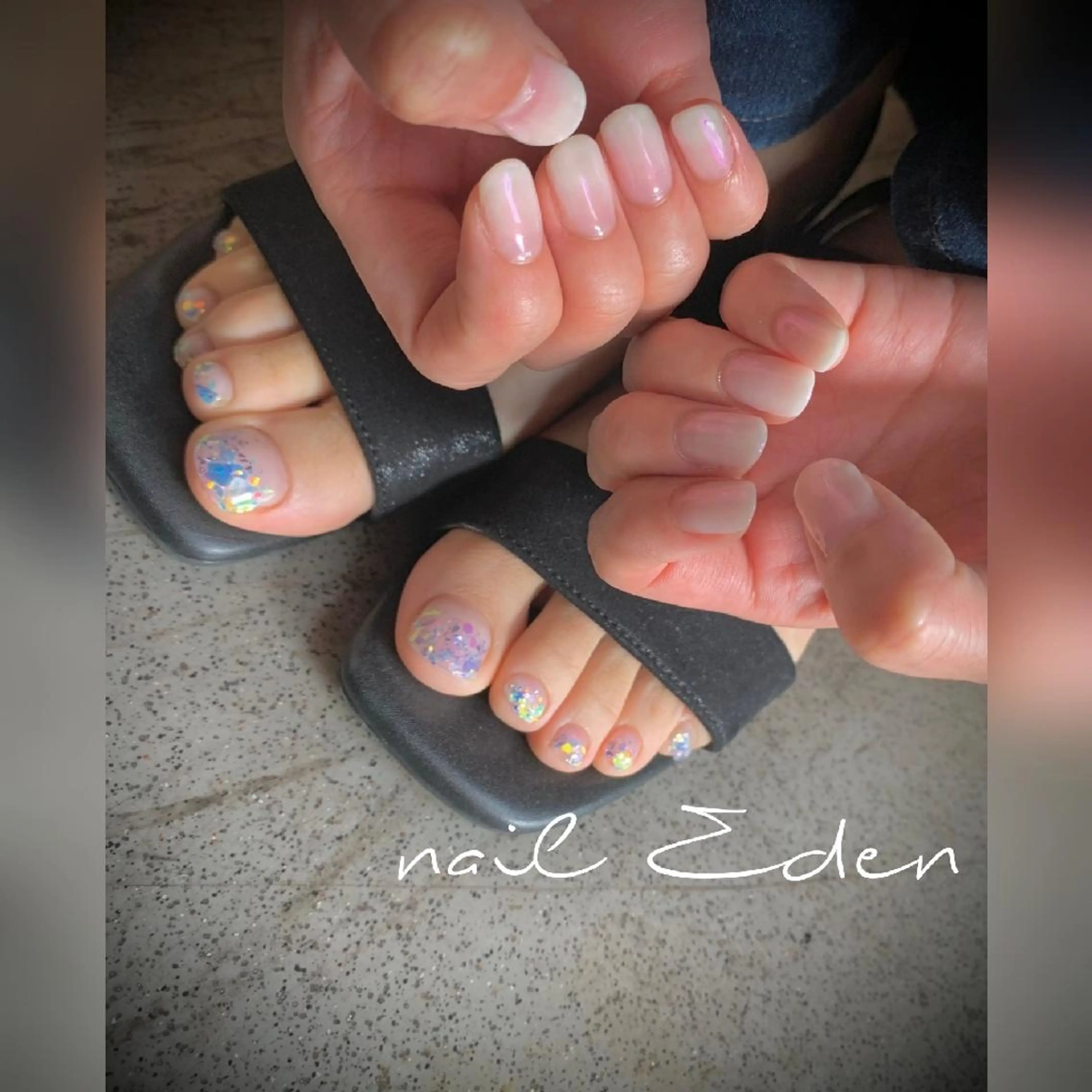 ネイル オーロラネイル フットネイル ハンドネイル ハンドケア Eden　private nail saron所属・Eden ♾️のネイルデザイン