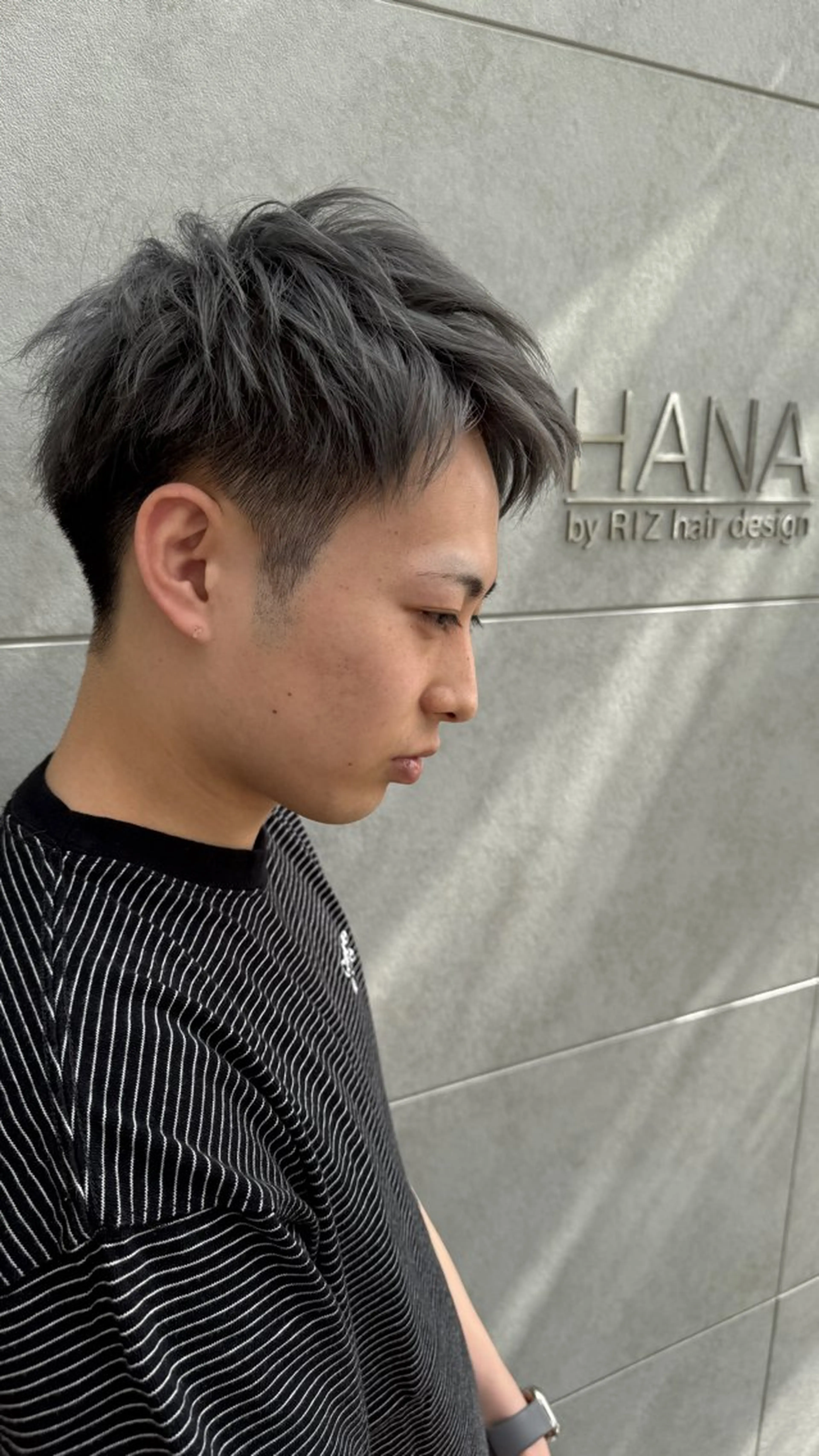 ショート ヘアカラー HANA by RIZのヘアスタイル