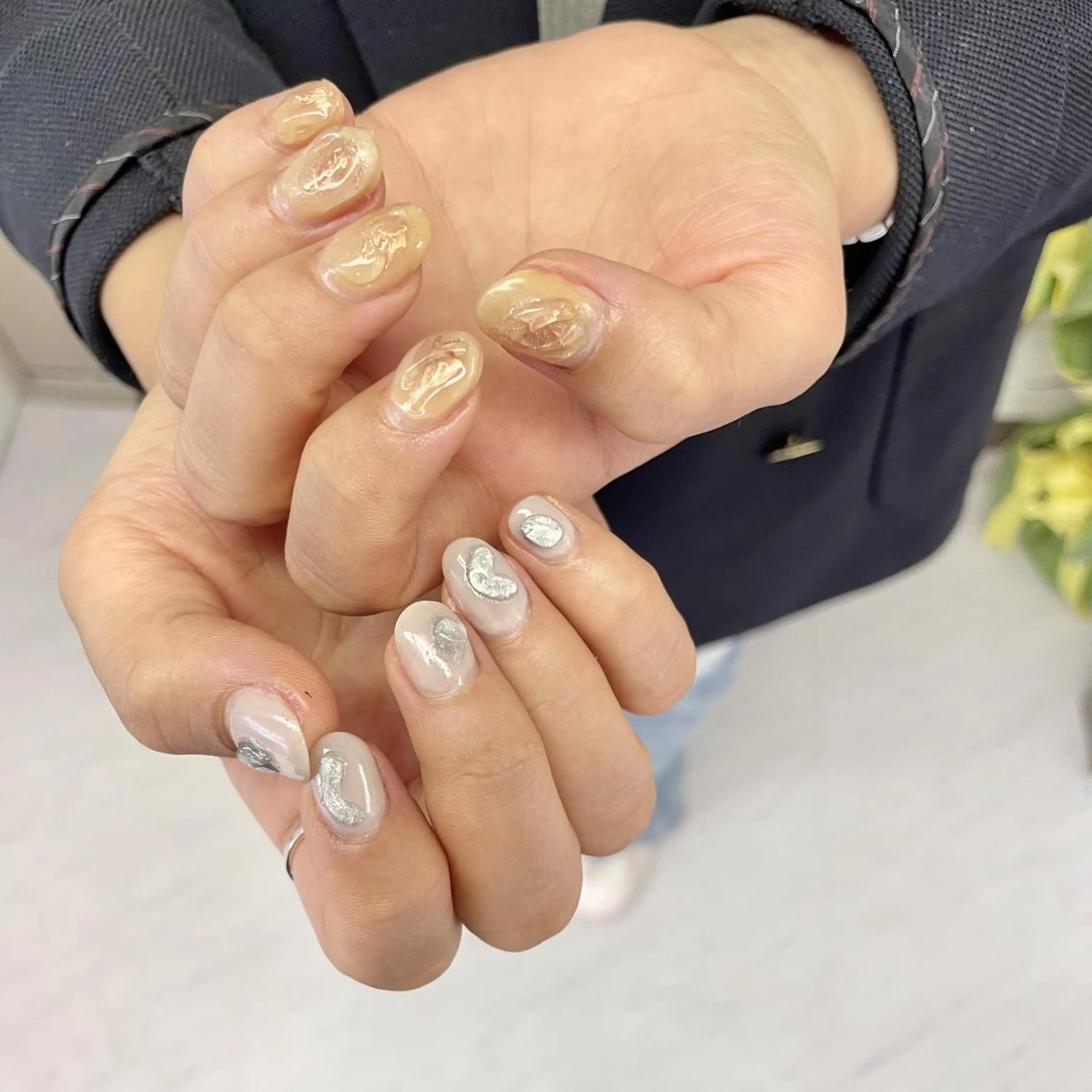 ネイル オーロラネイル チークネイル フットネイル フレンチネイル ガラスフレンチ ハンドネイル 大阪福島 韓国まつげ Sayaka🤍🐩のマツエク・マツパデザイン