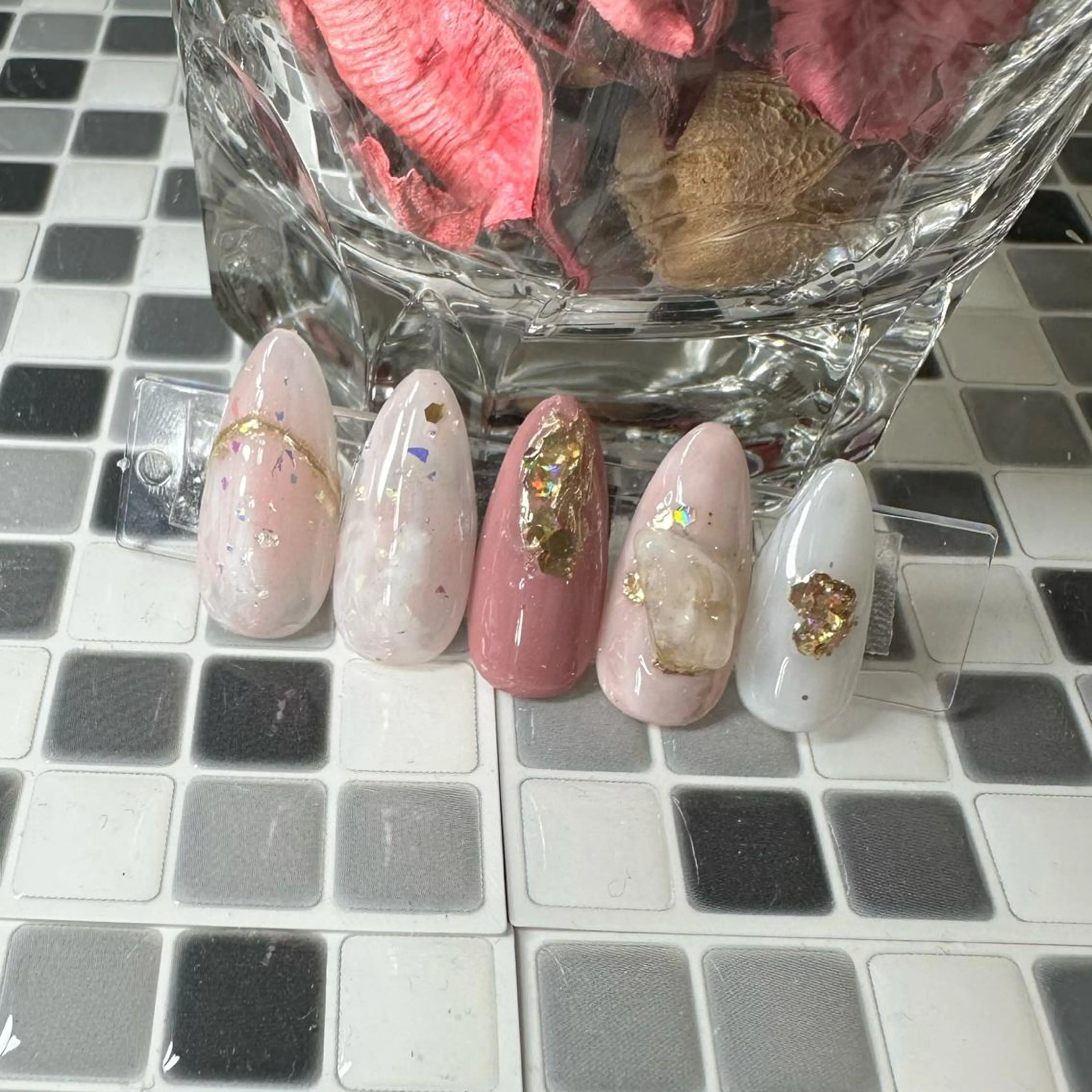 ネイル 新山 聖のネイルデザイン