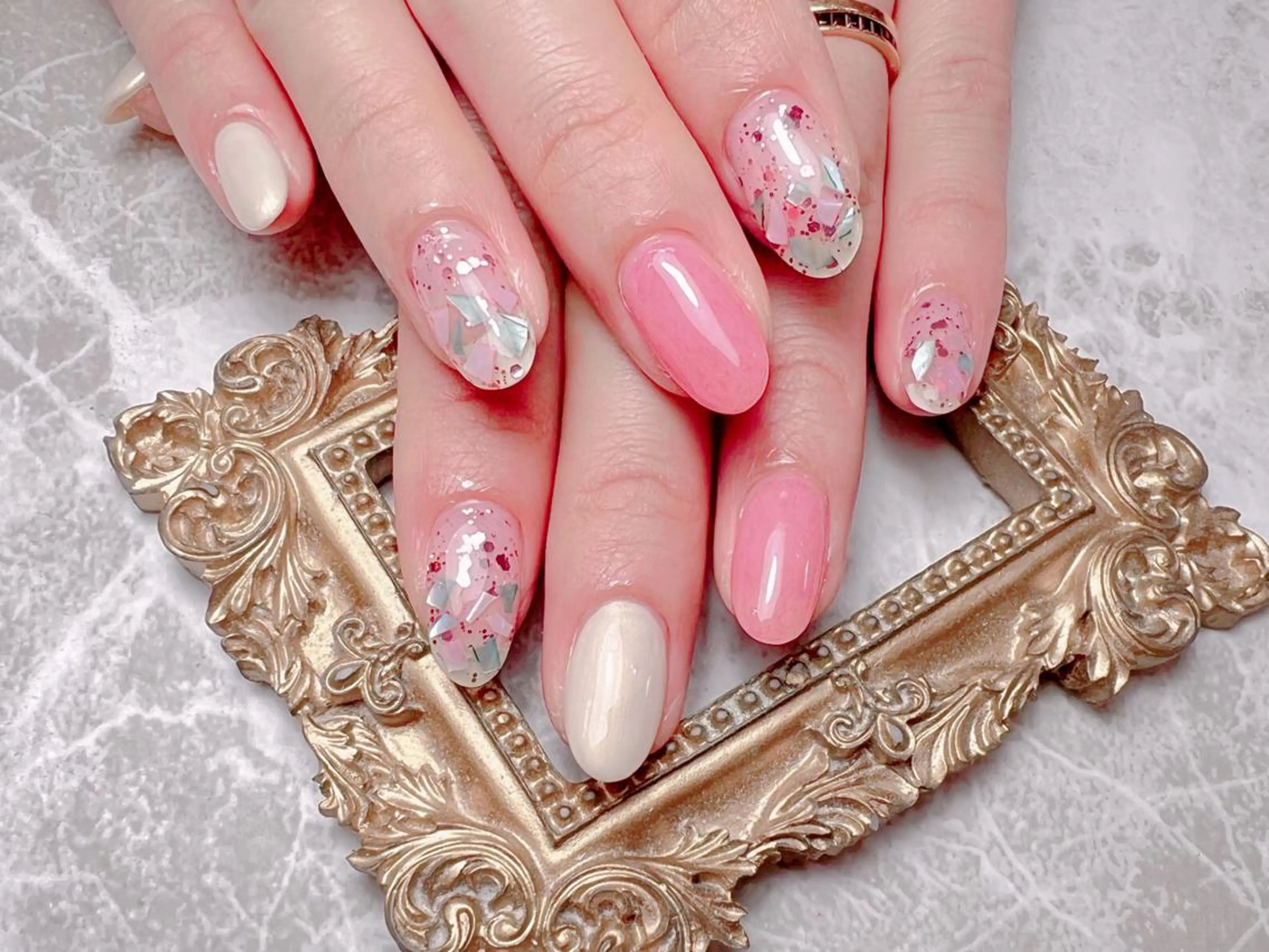 ネイル ハンドネイル マジックミラー所属・マジック ミラーのネイルデザイン