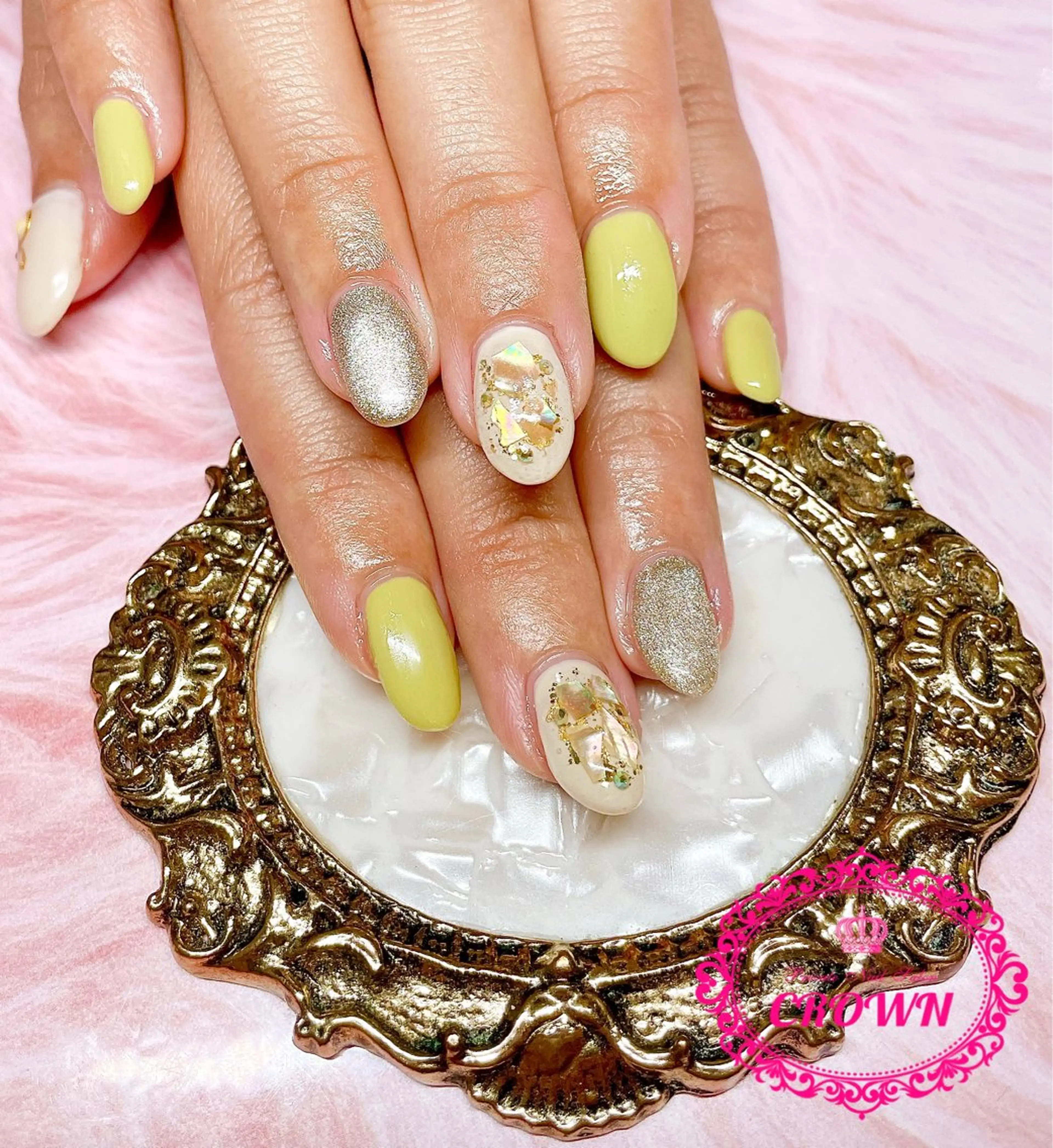 ネイル CROWN プライベートサロンのネイルデザイン