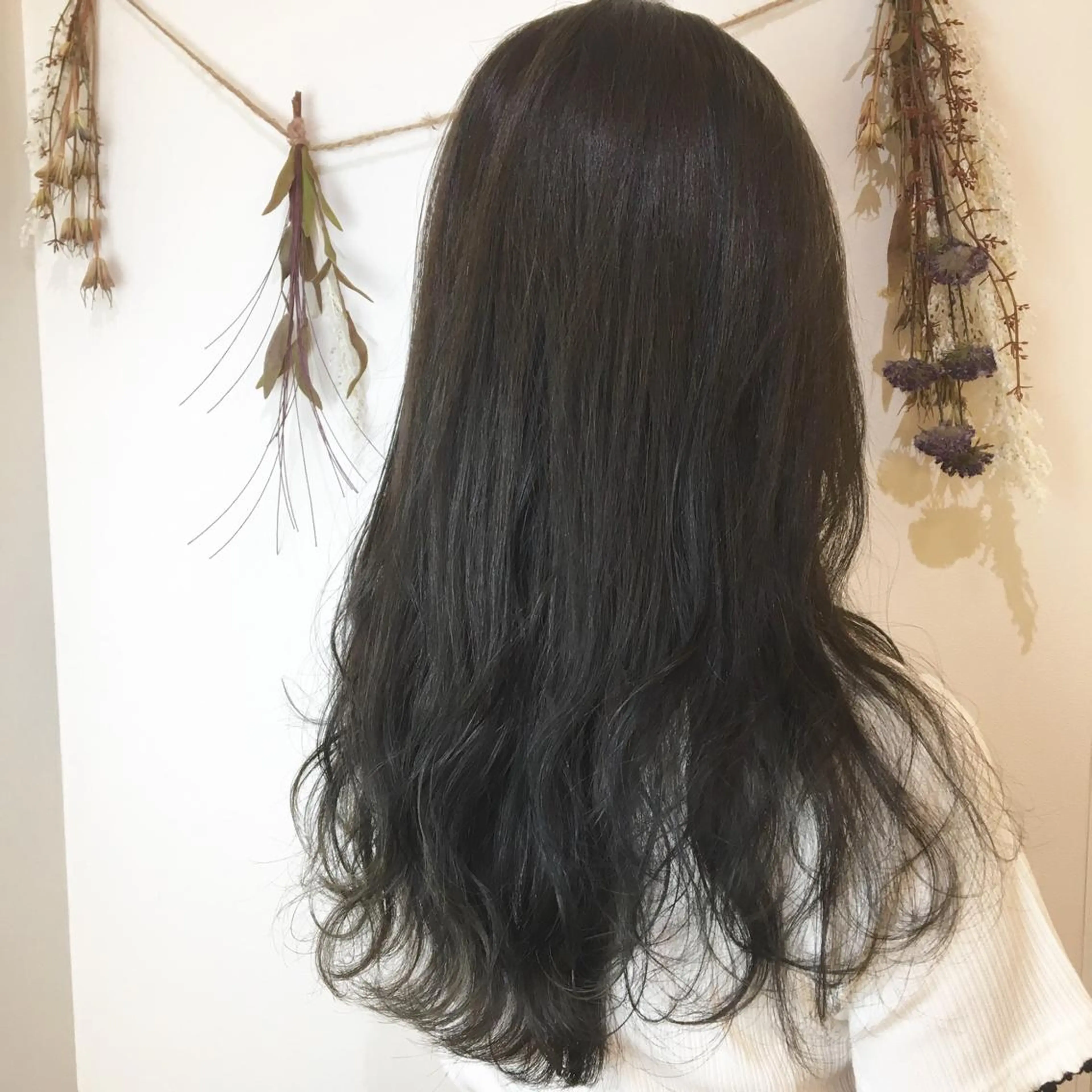 ロング カラー 透明感カラー グレージュ ハイライトカラー ハイライト ロング 髪質改善 頭身浴/ 中田のヘアスタイル