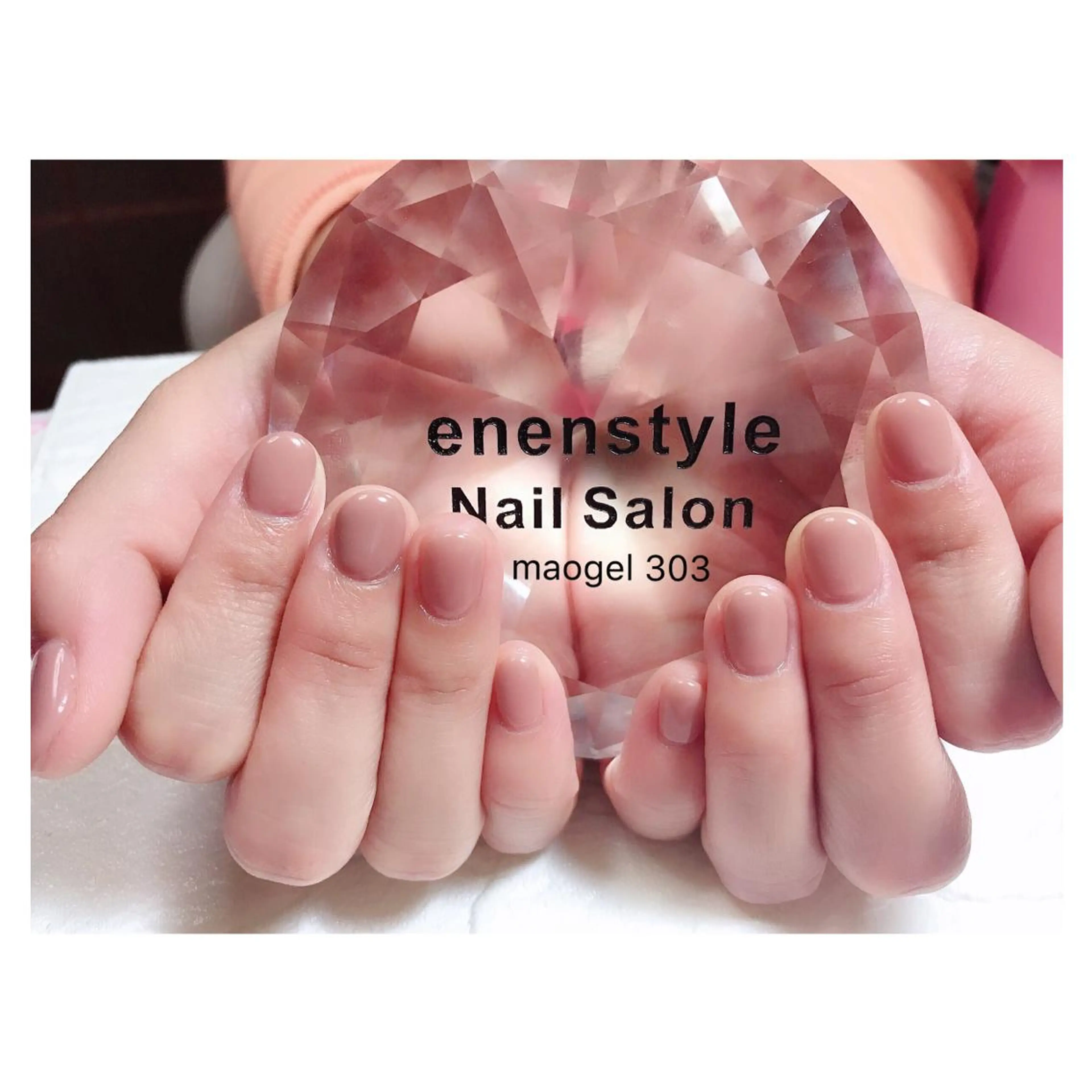 ショート ネイル ジェルネイル ニュアンスネイル オフィスネイル シンプルネイル 👑enen style👑のネイルデザイン