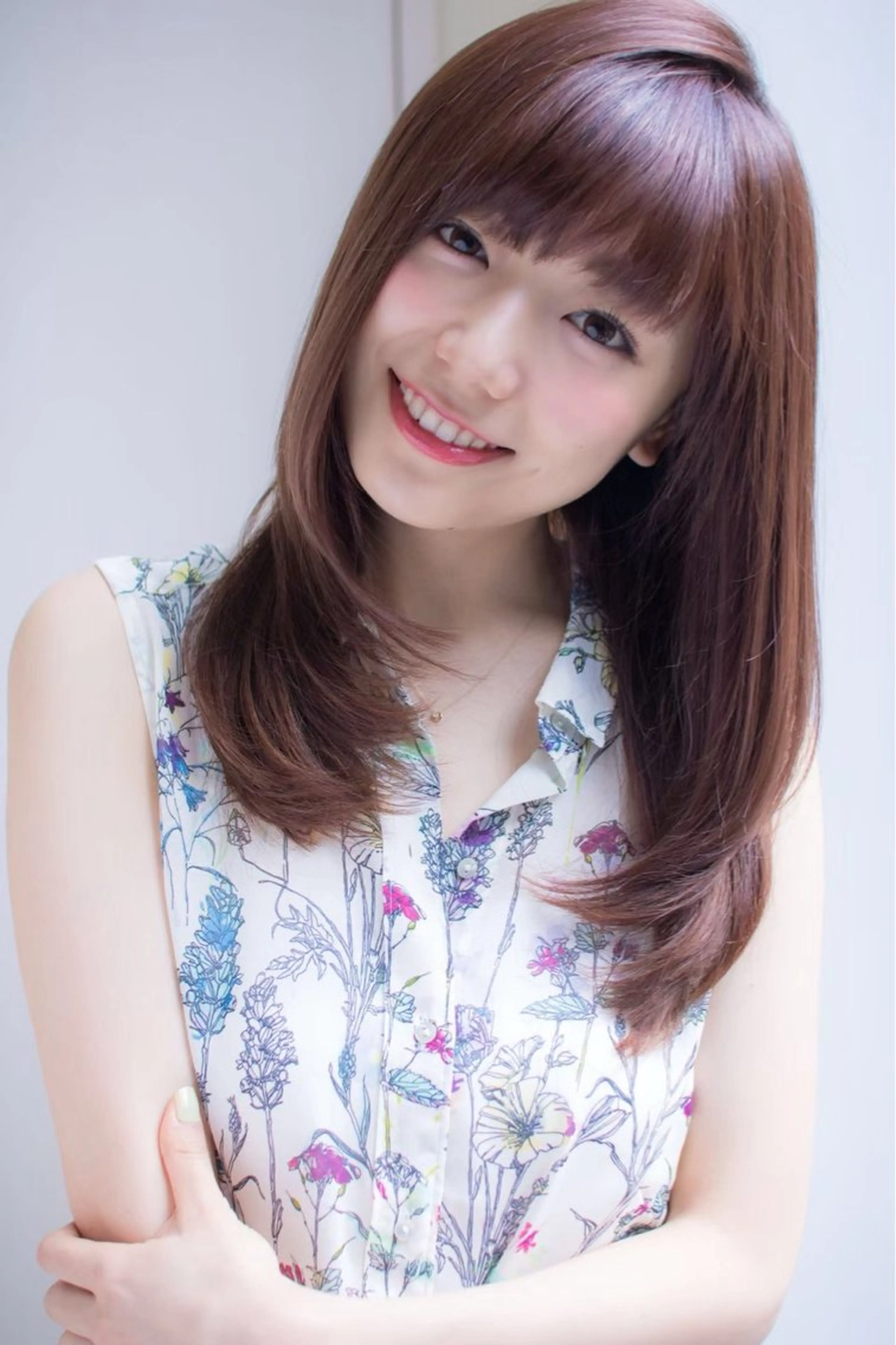 セミロング レイヤーカット 韓国🇰🇷ヘア/艶 カラー/Shinのヘアスタイル