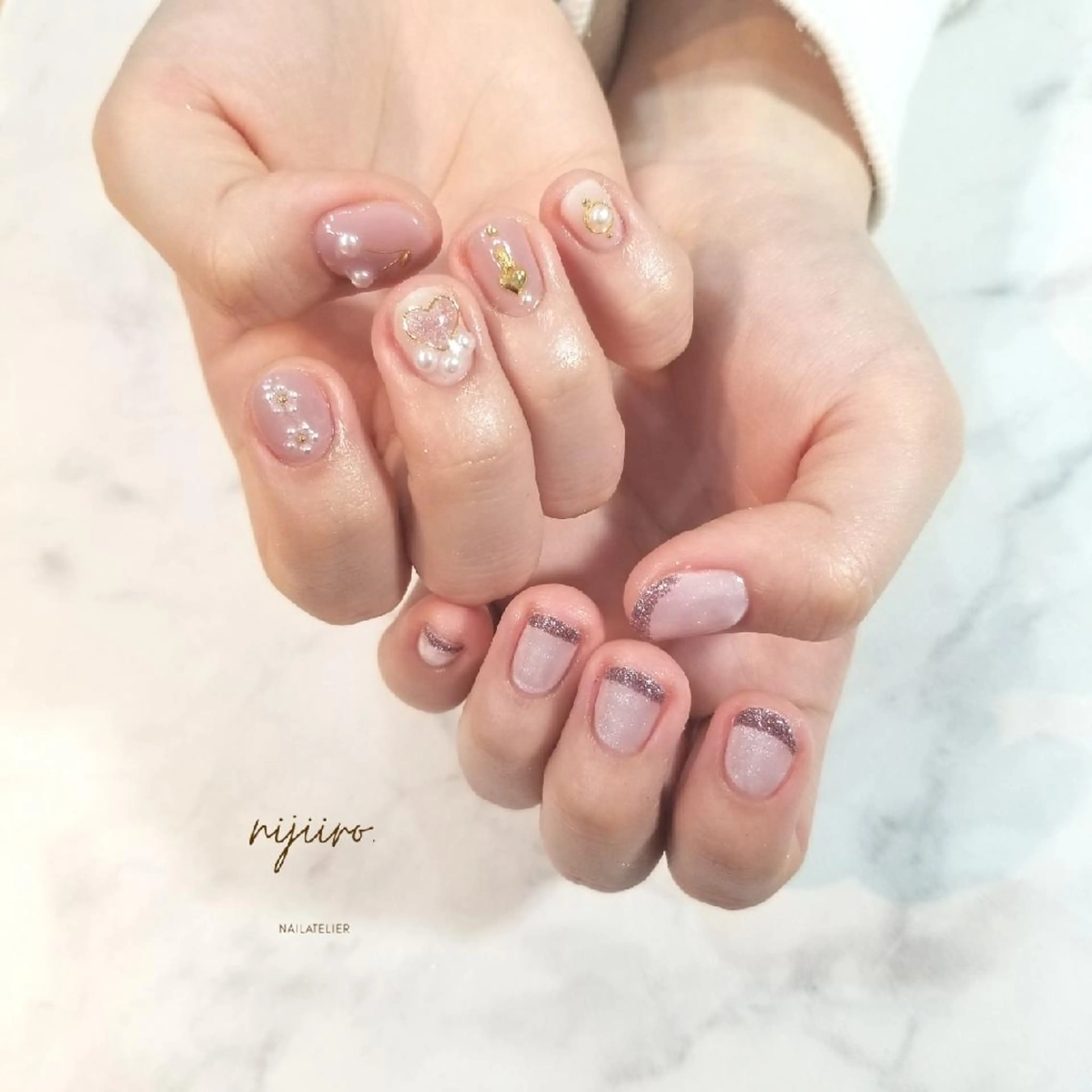 ネイル ハンドネイル nailatelier nijiiro.所属・nijiiro🌈 サトウのネイルデザイン