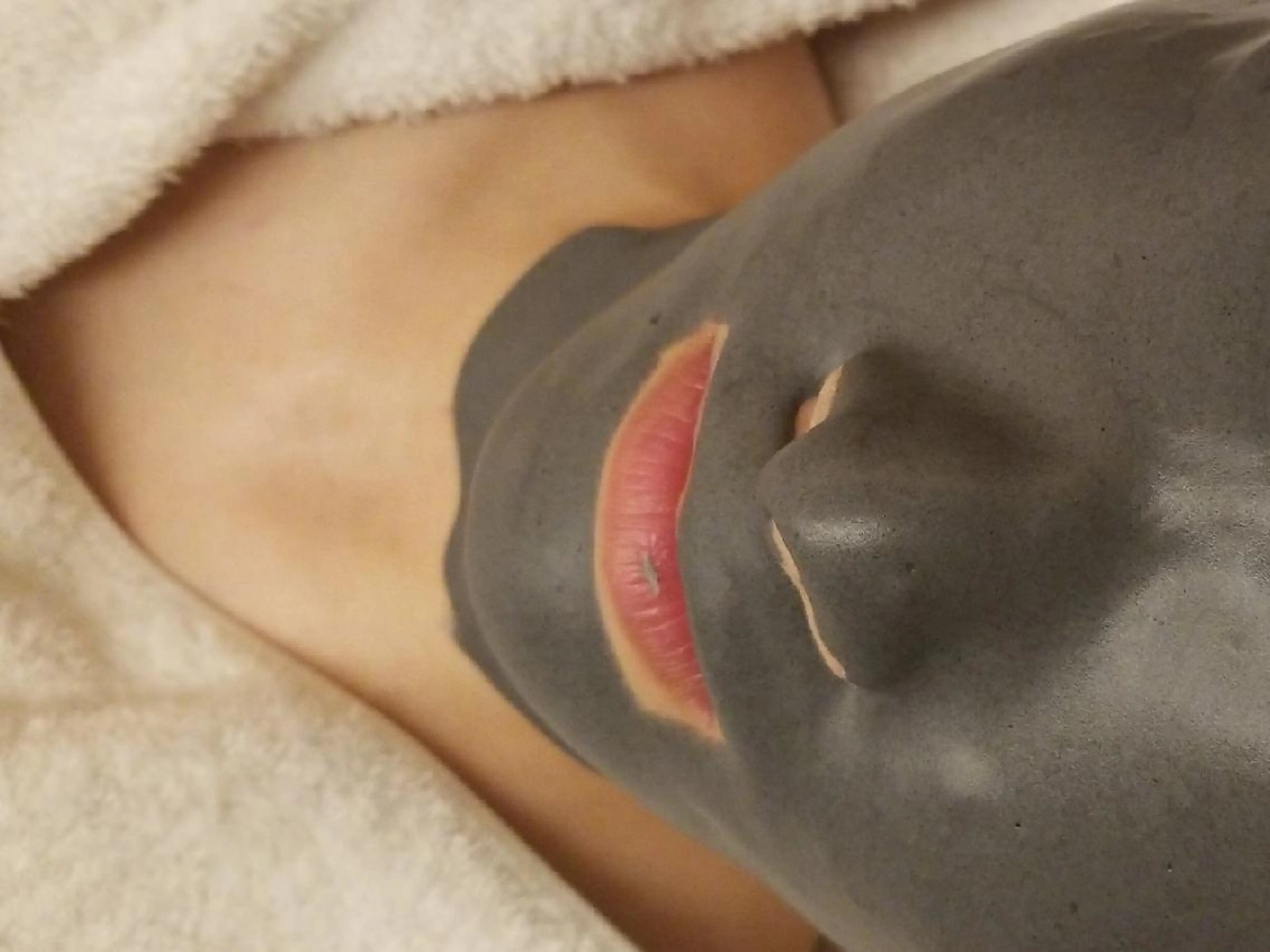 【クリーンパック】+アドバンスコース（イルネージュ使用）毛穴の汚れや皮脂をとりスベスベのお肌に導きますの写真